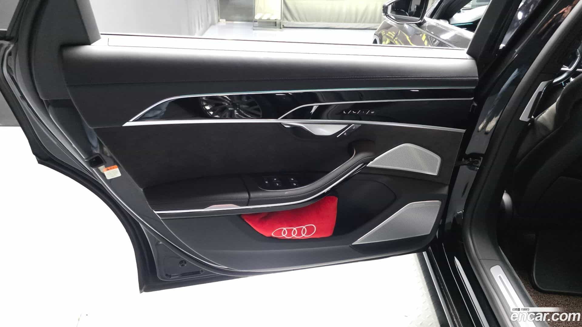 A8 Audi 2021.11-INNER-035