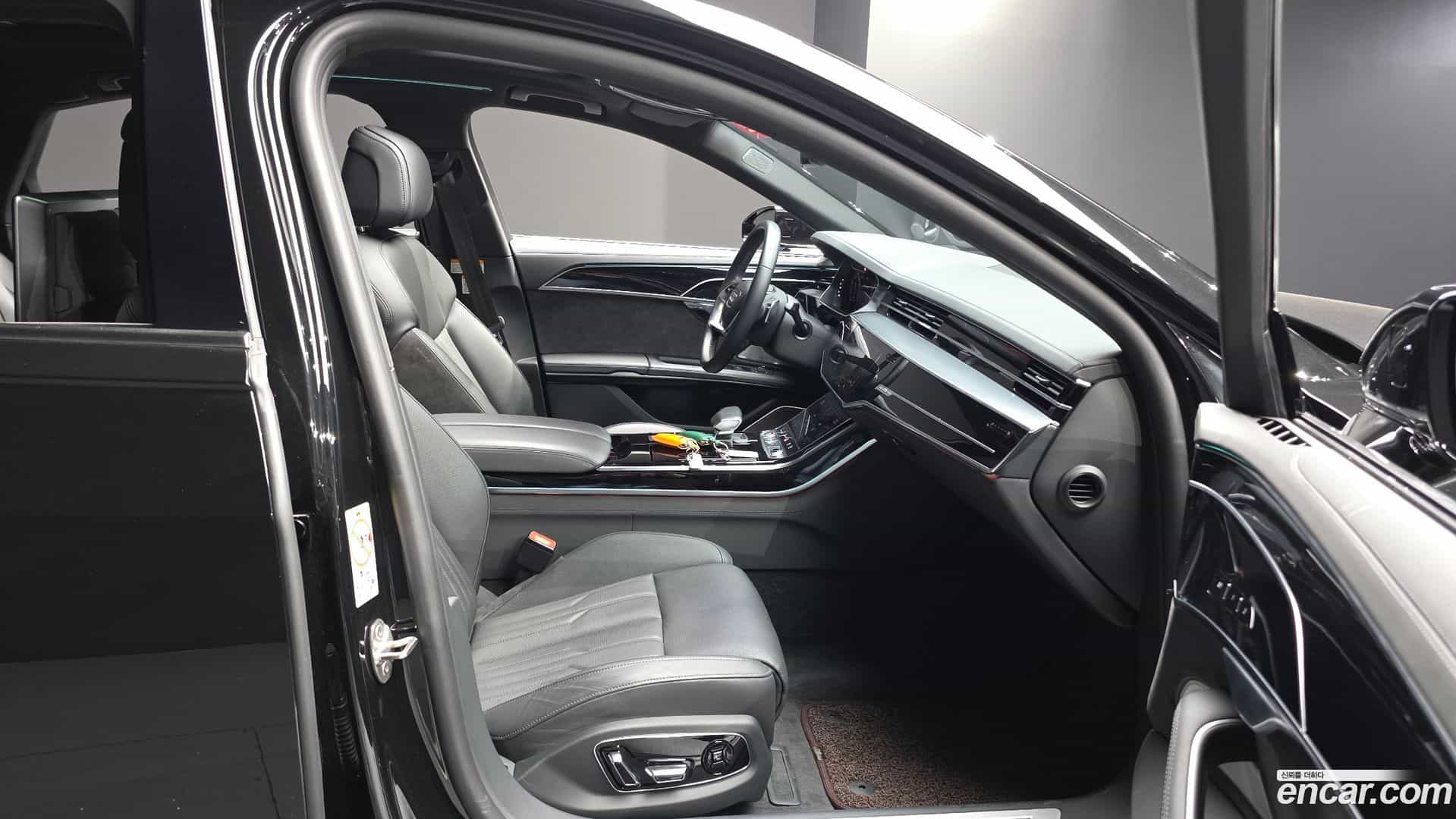 A8 Audi 2021.11-INNER-036