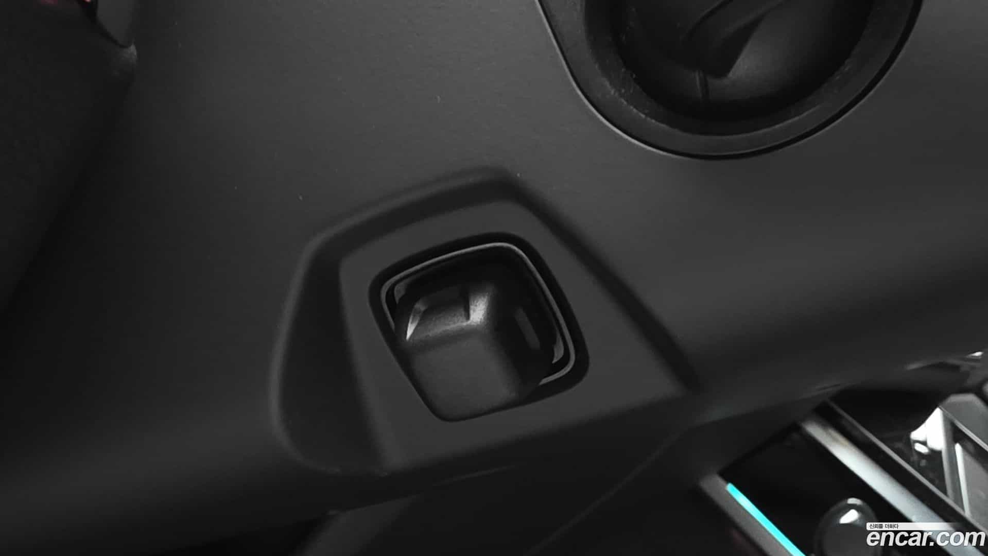 A8 Audi 2021.11-OPTION-042