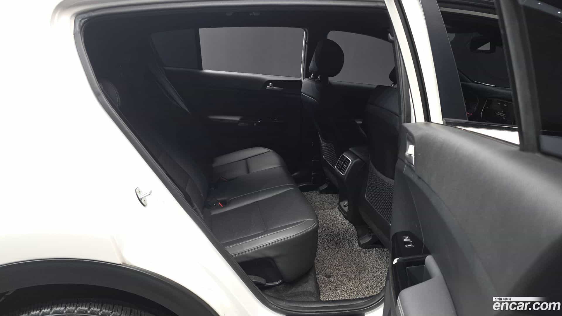 Sportage Kia 2019.5-OPTION-016