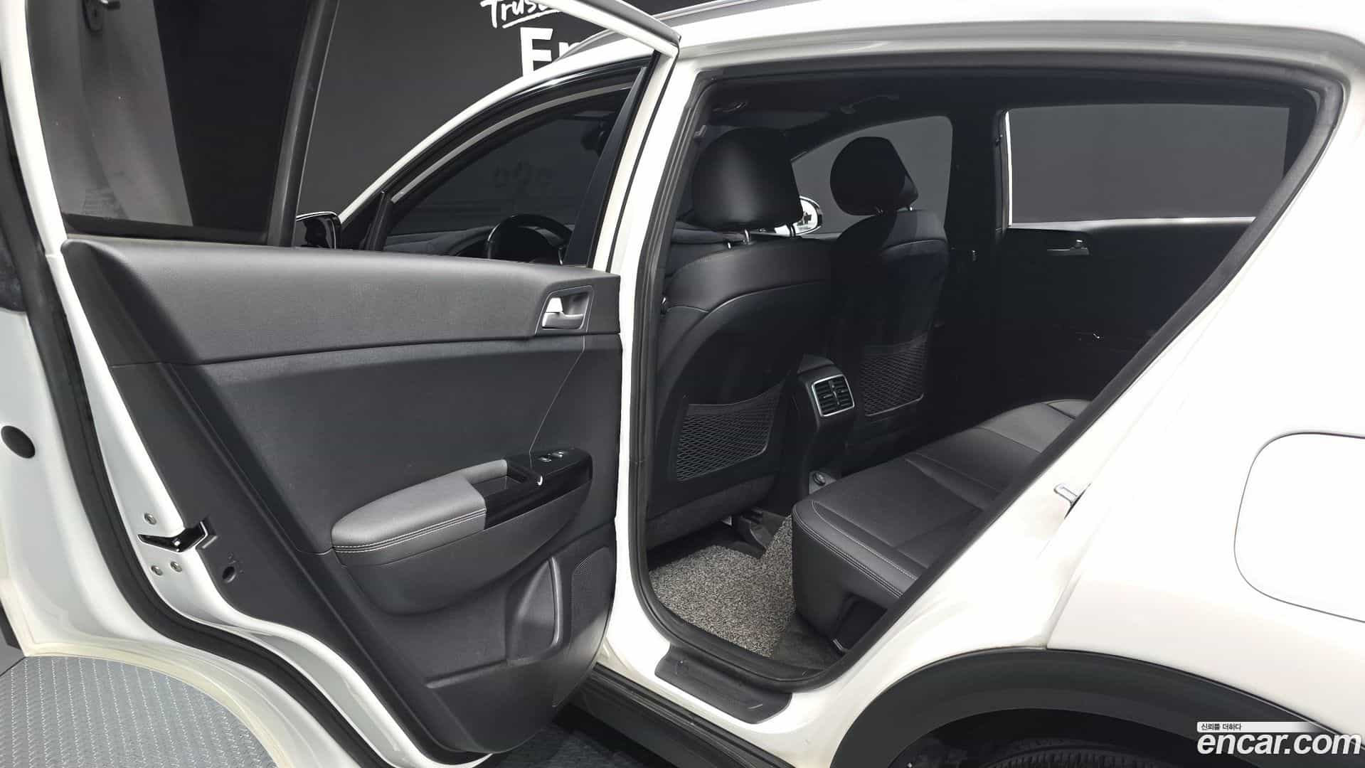 Sportage Kia 2019.5-INNER-036