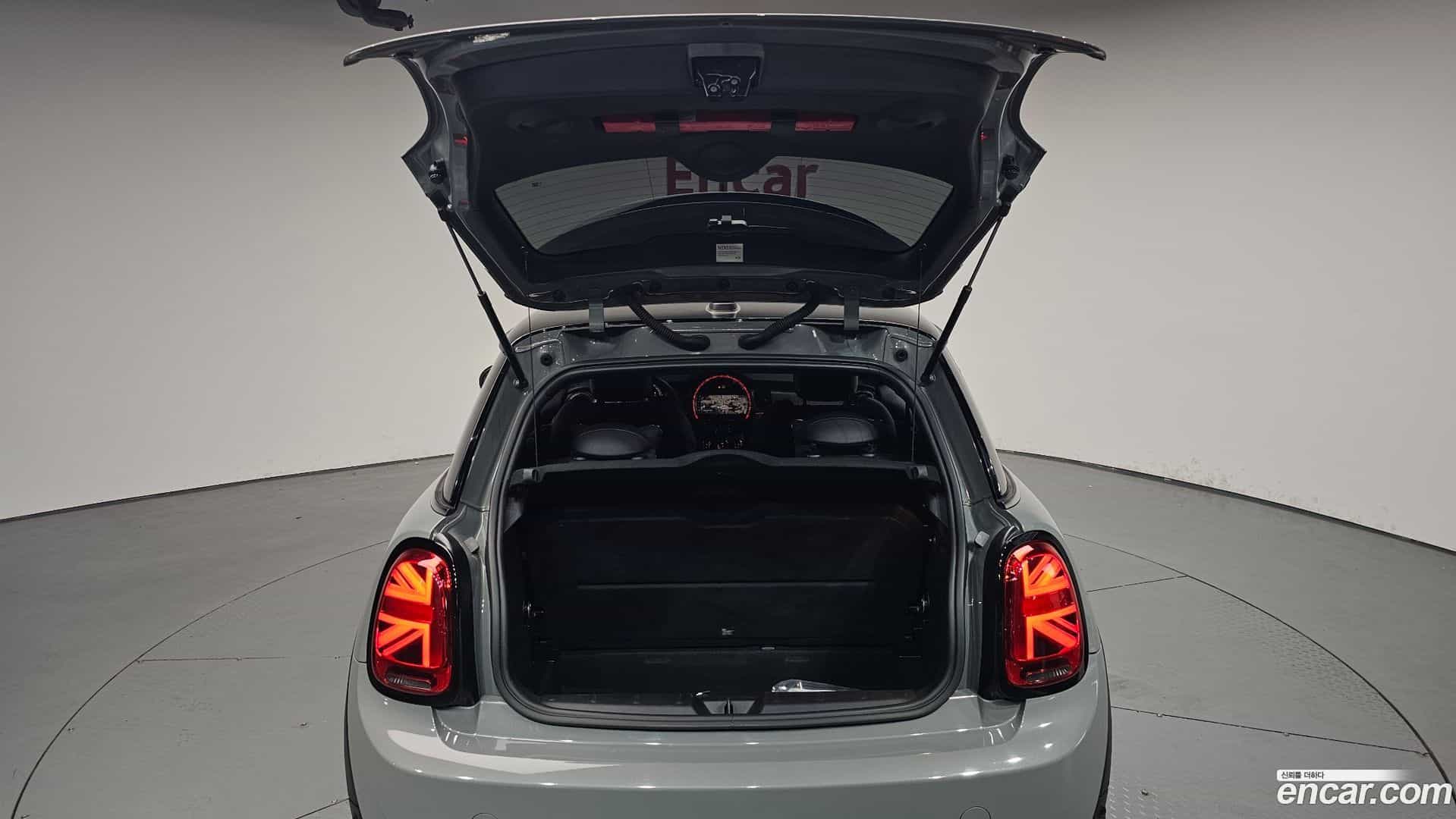 Cooper Mini 2022.2-OPTION-024
