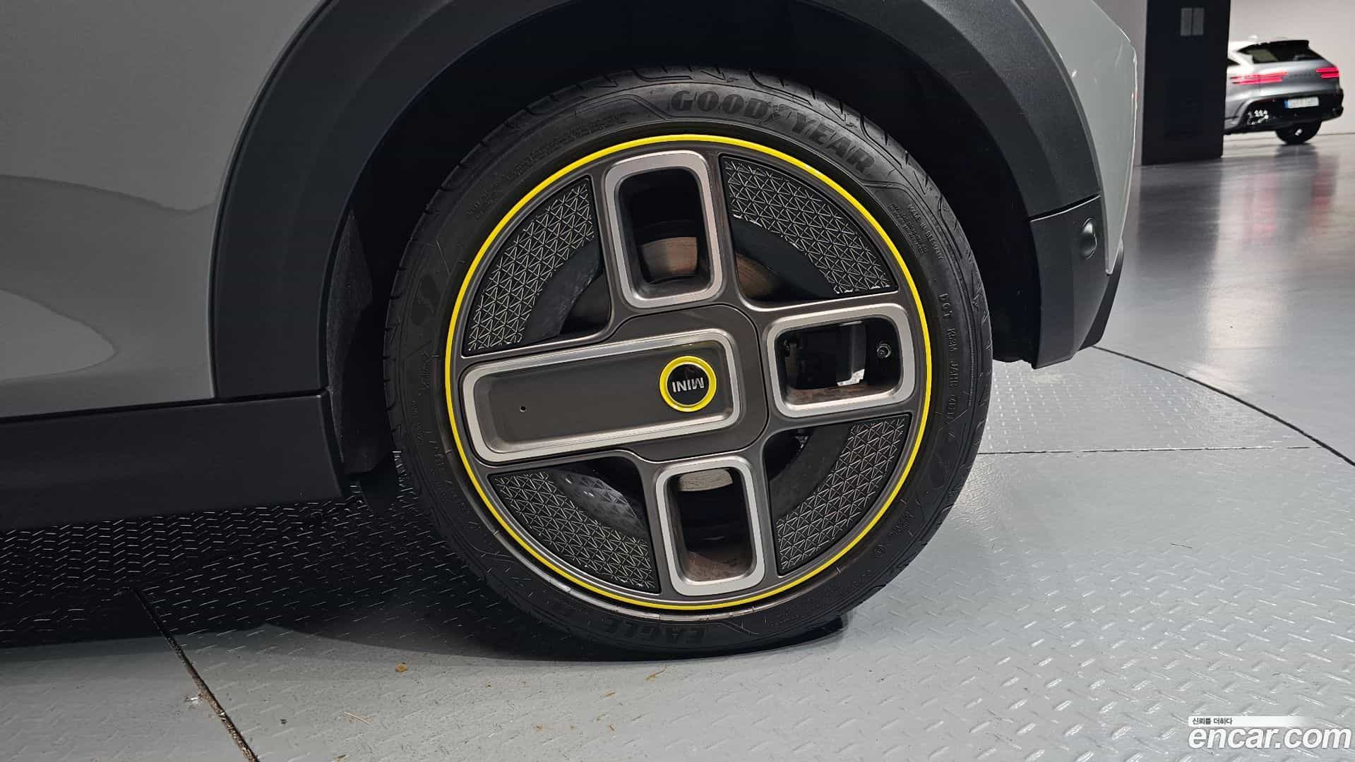 Cooper Mini 2022.2-OUTER-031