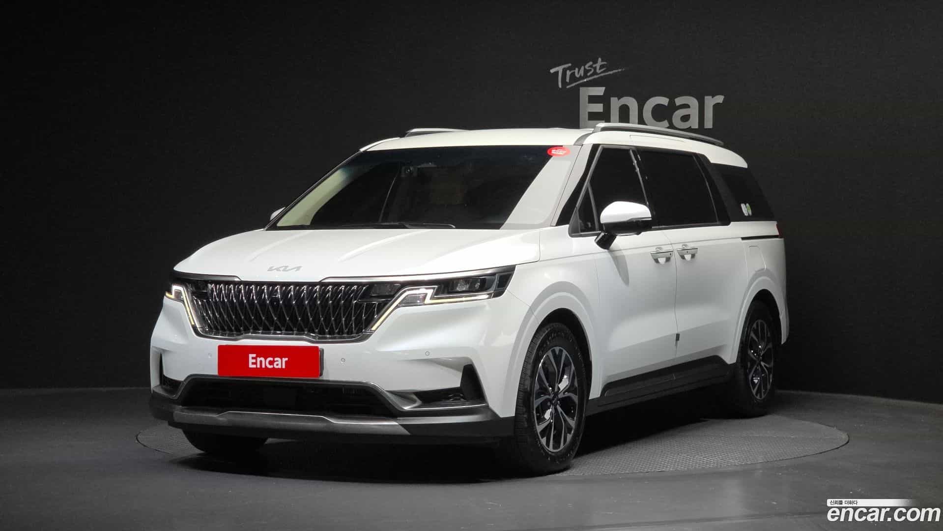Canival Kia 2023.4-OUTER-001