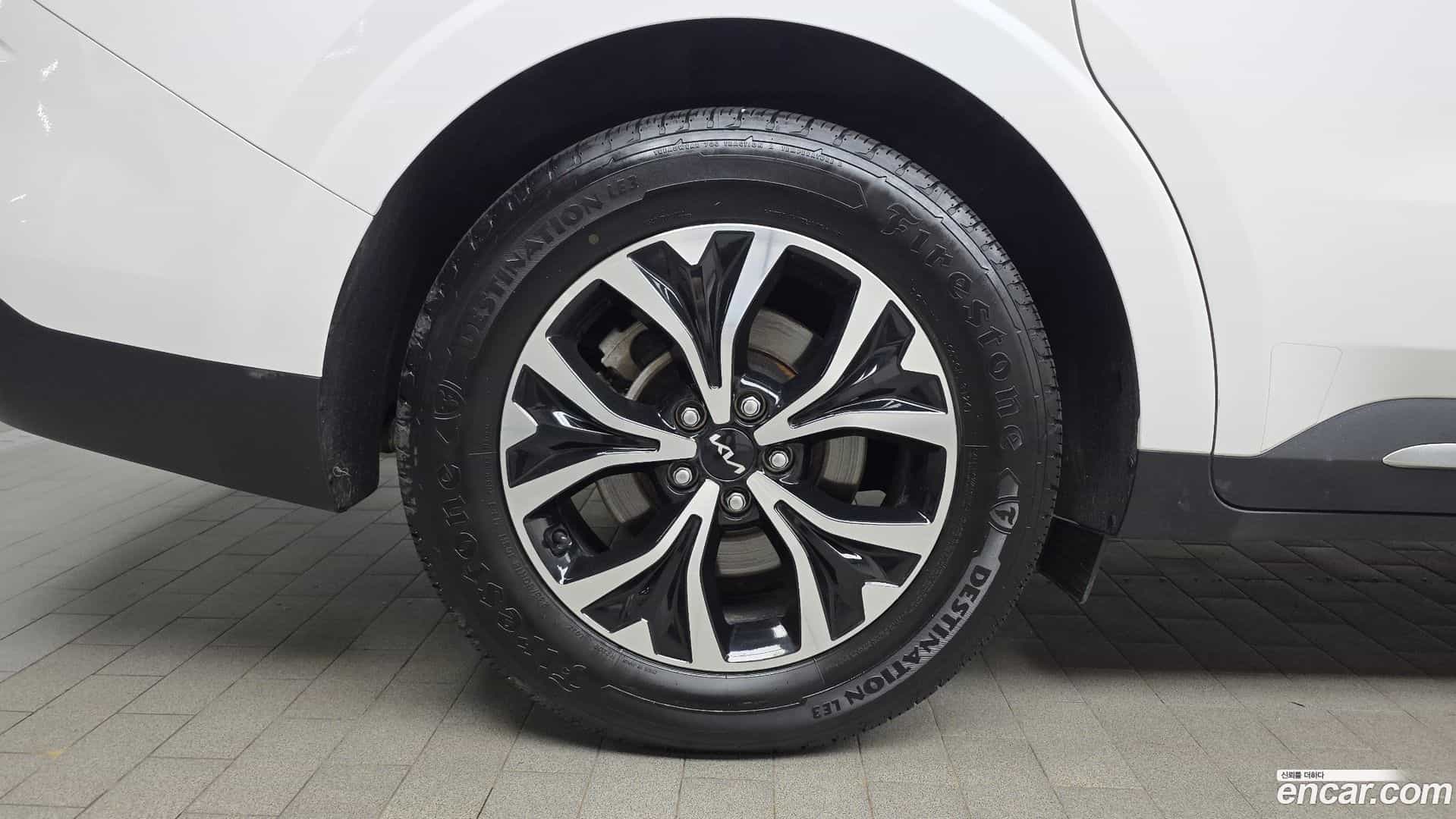 Canival Kia 2023.4-OUTER-005