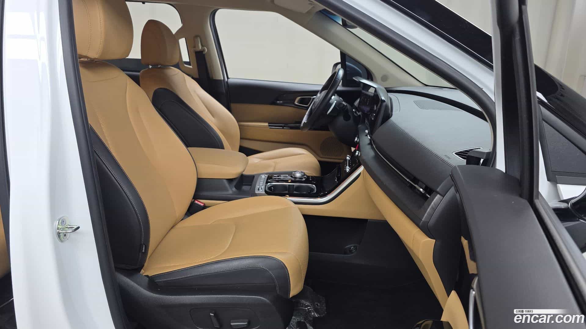 Canival Kia 2023.4-OPTION-015