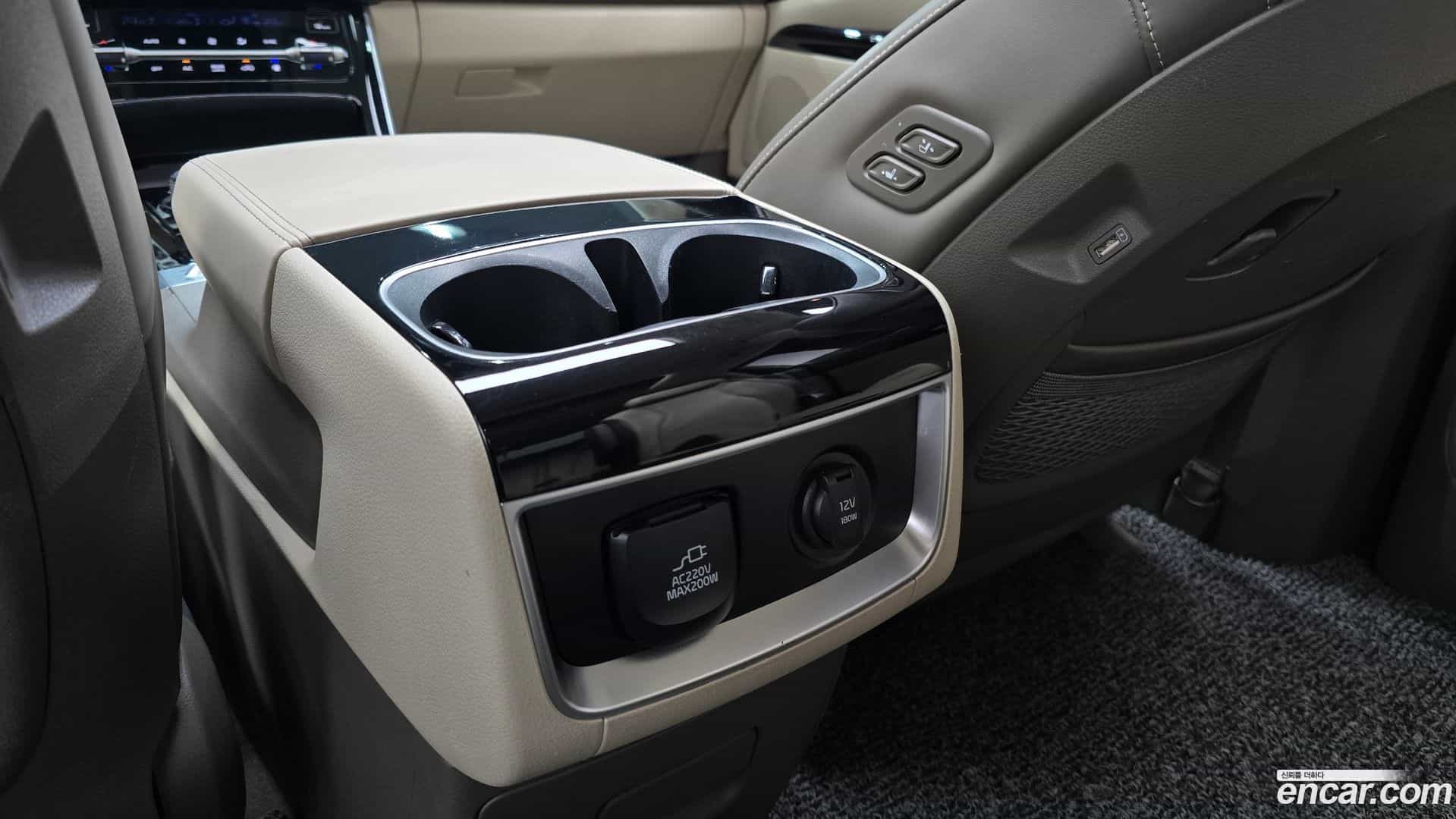 Canival Kia 2021.9-OPTION-043