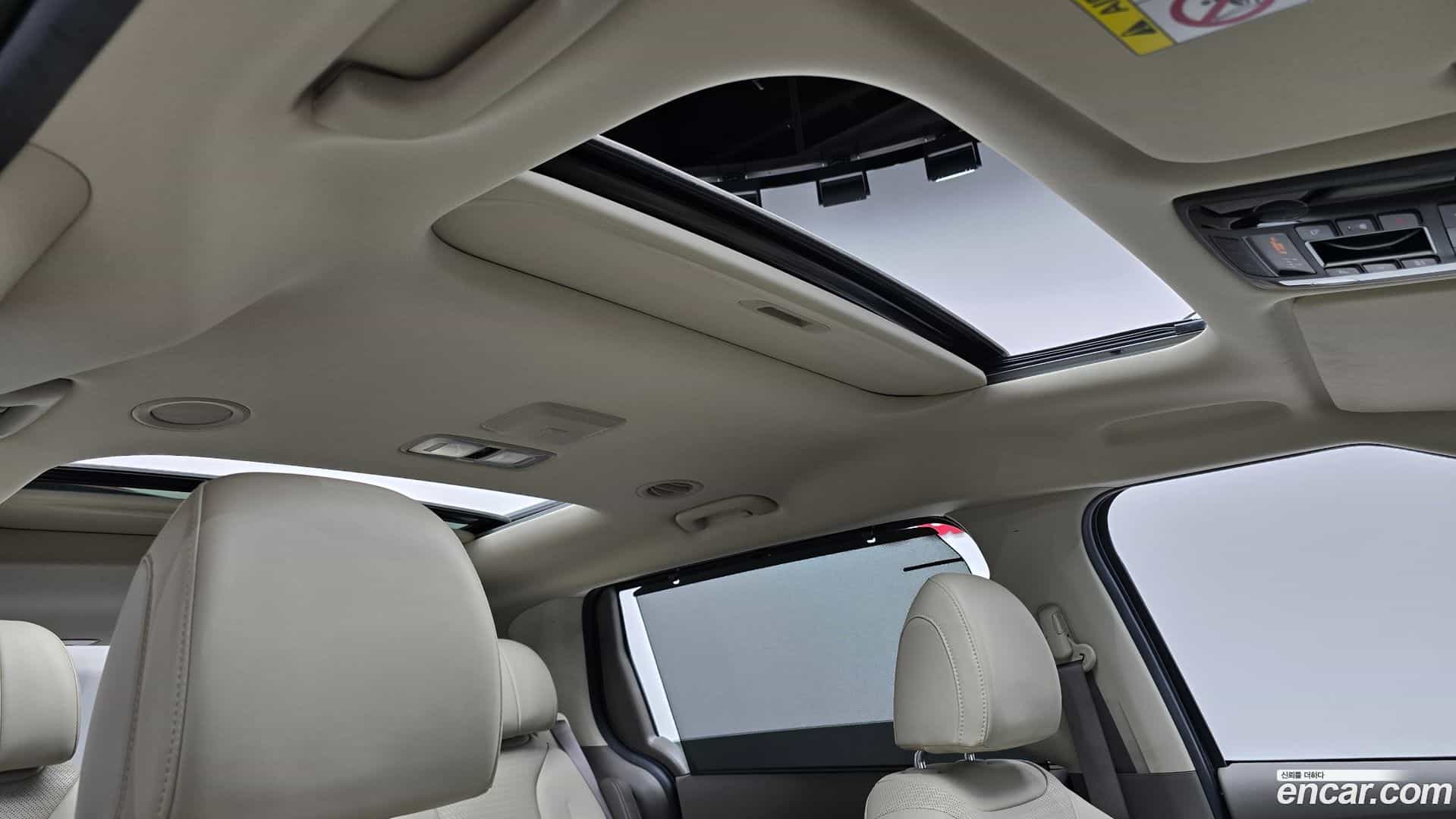 Canival Kia 2021.9-OPTION-047