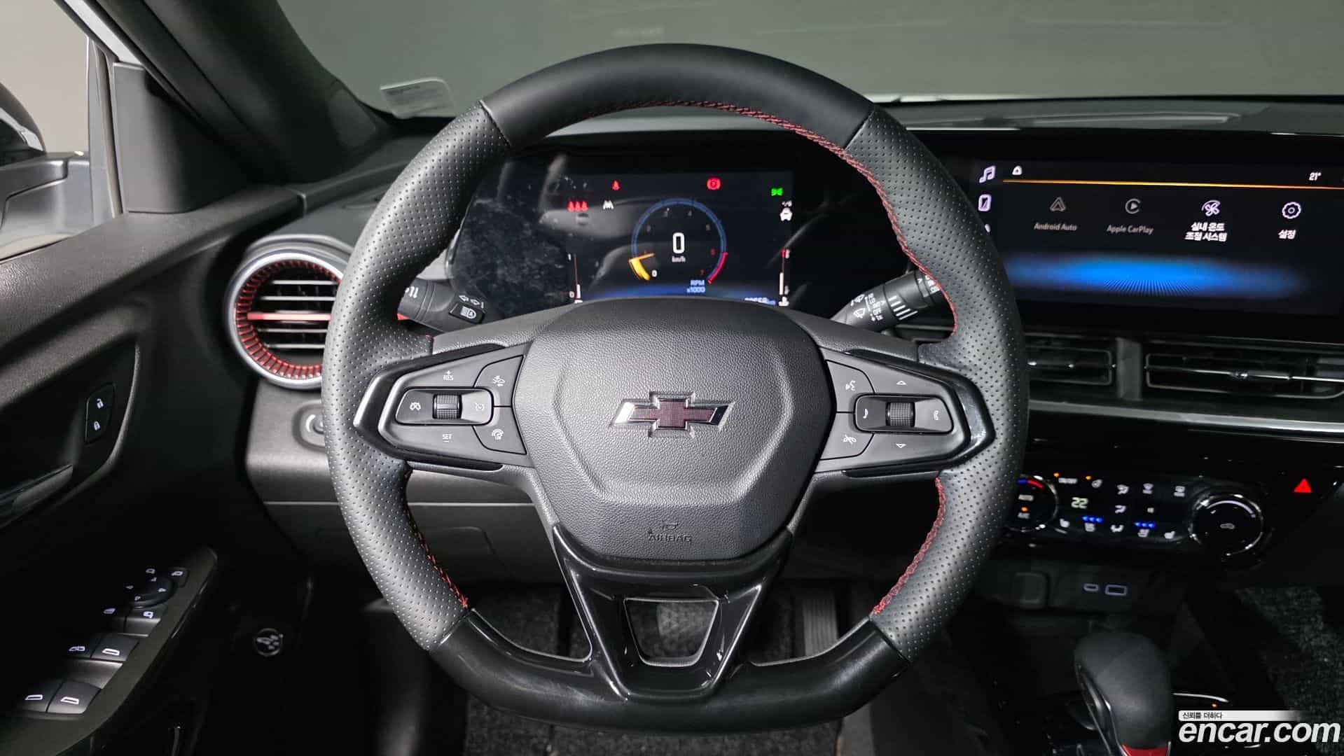 Trax Chevrolet 2023.4-OPTION-018