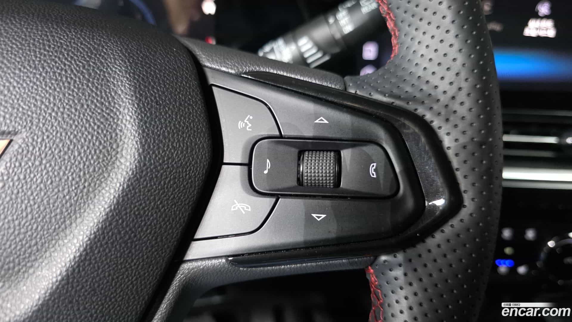 Trax Chevrolet 2023.4-INNER-036