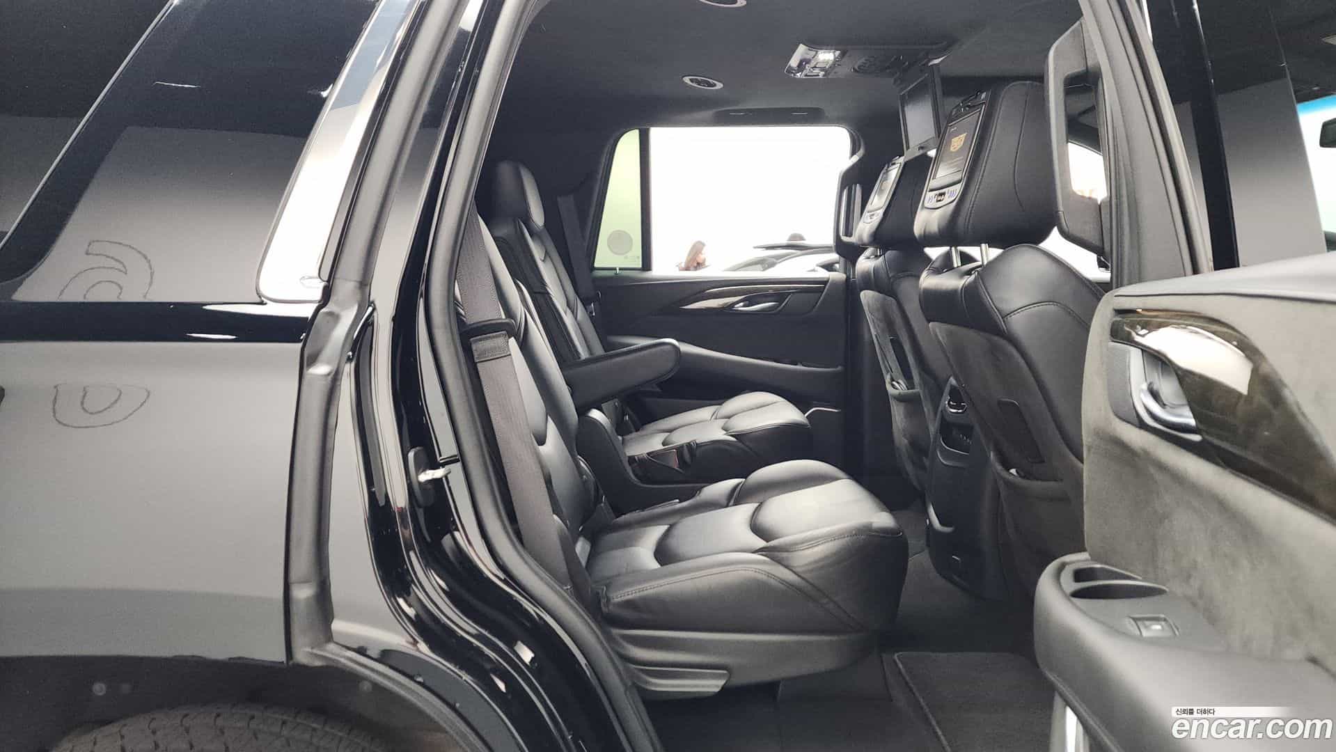 Escalade Cadillac 2019.6-OPTION-015