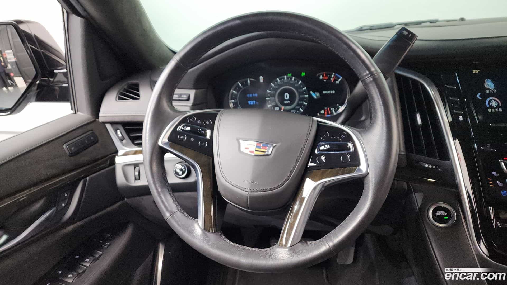 Escalade Cadillac 2019.6-OPTION-016