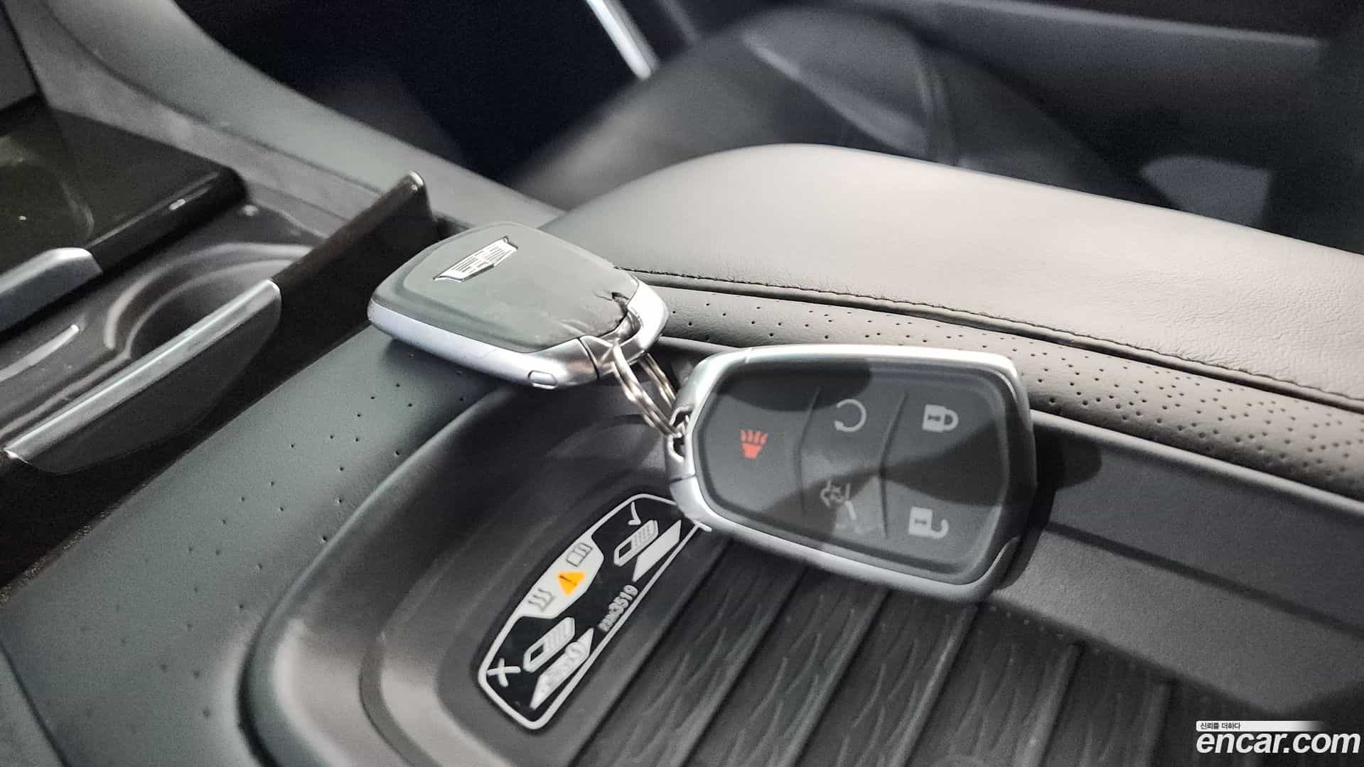 Escalade Cadillac 2019.6-OPTION-018