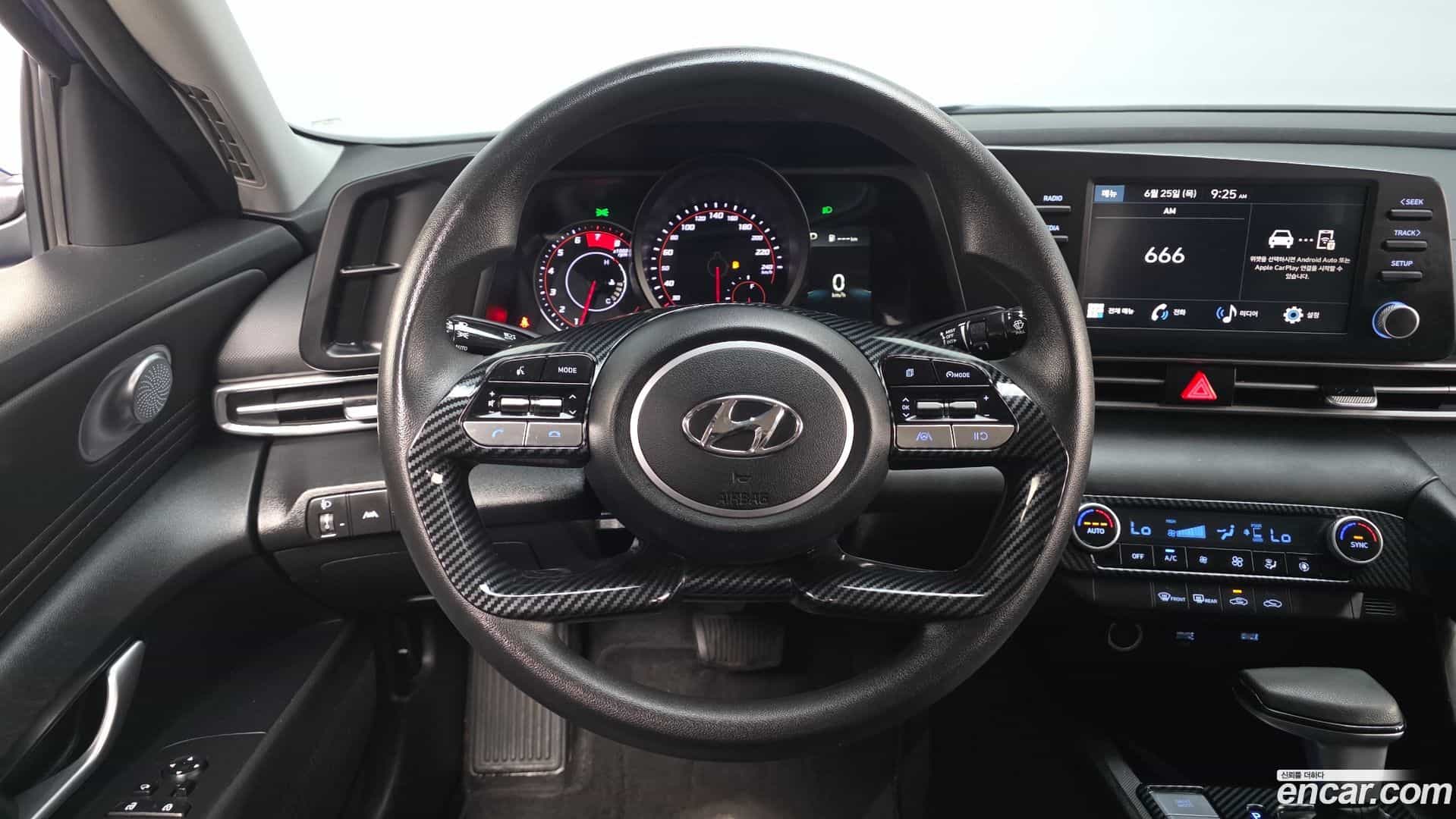 AVANTE Hyundai 2022.11-OPTION-017