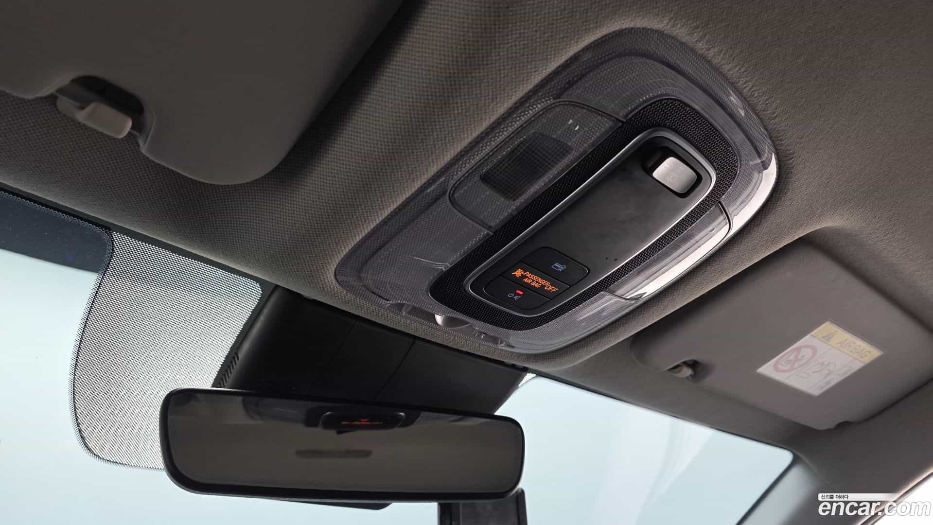 AVANTE Hyundai 2022.11-OPTION-023