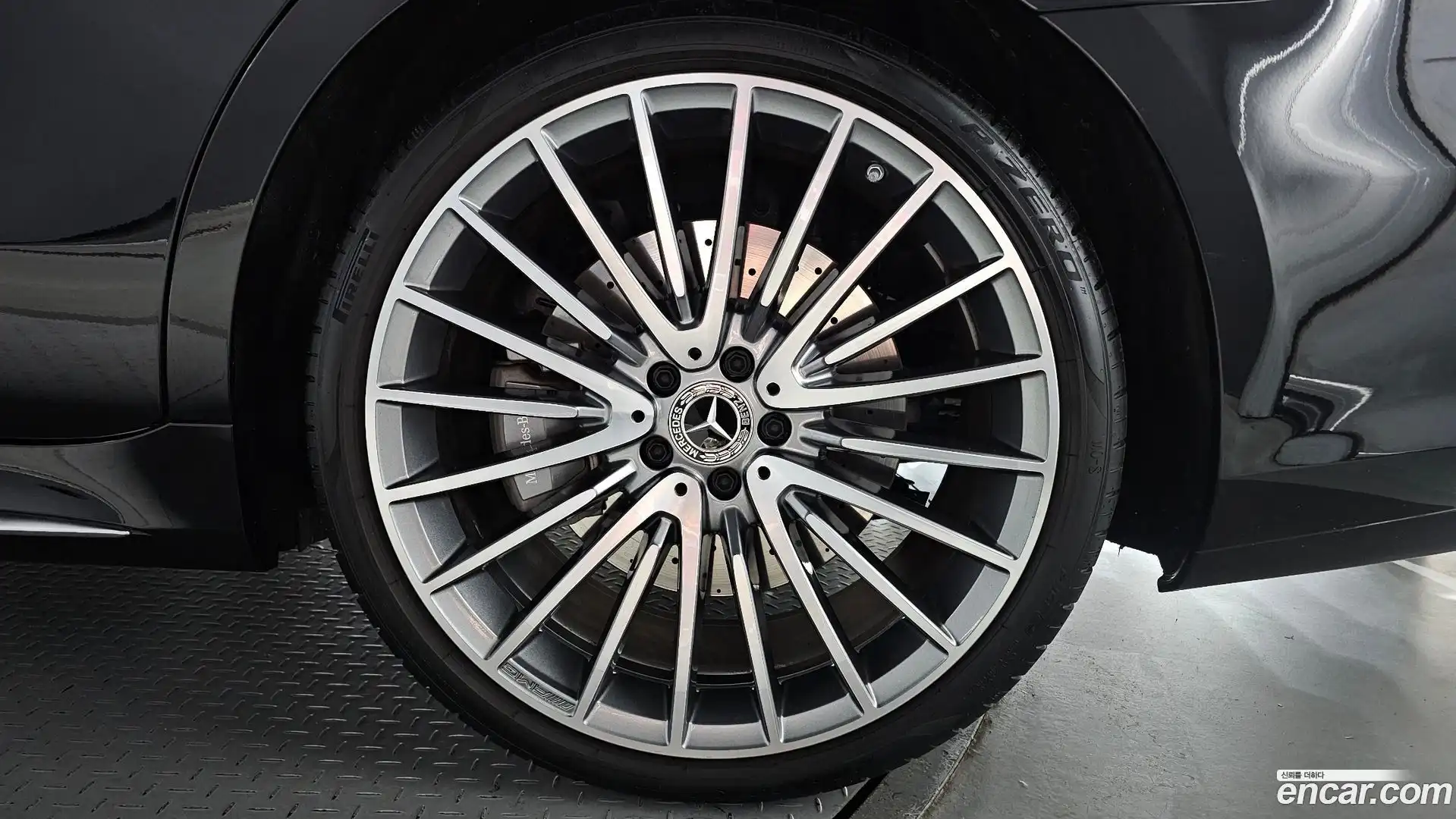S-Class Mercedes-Benz 2025.3-OUTER-031