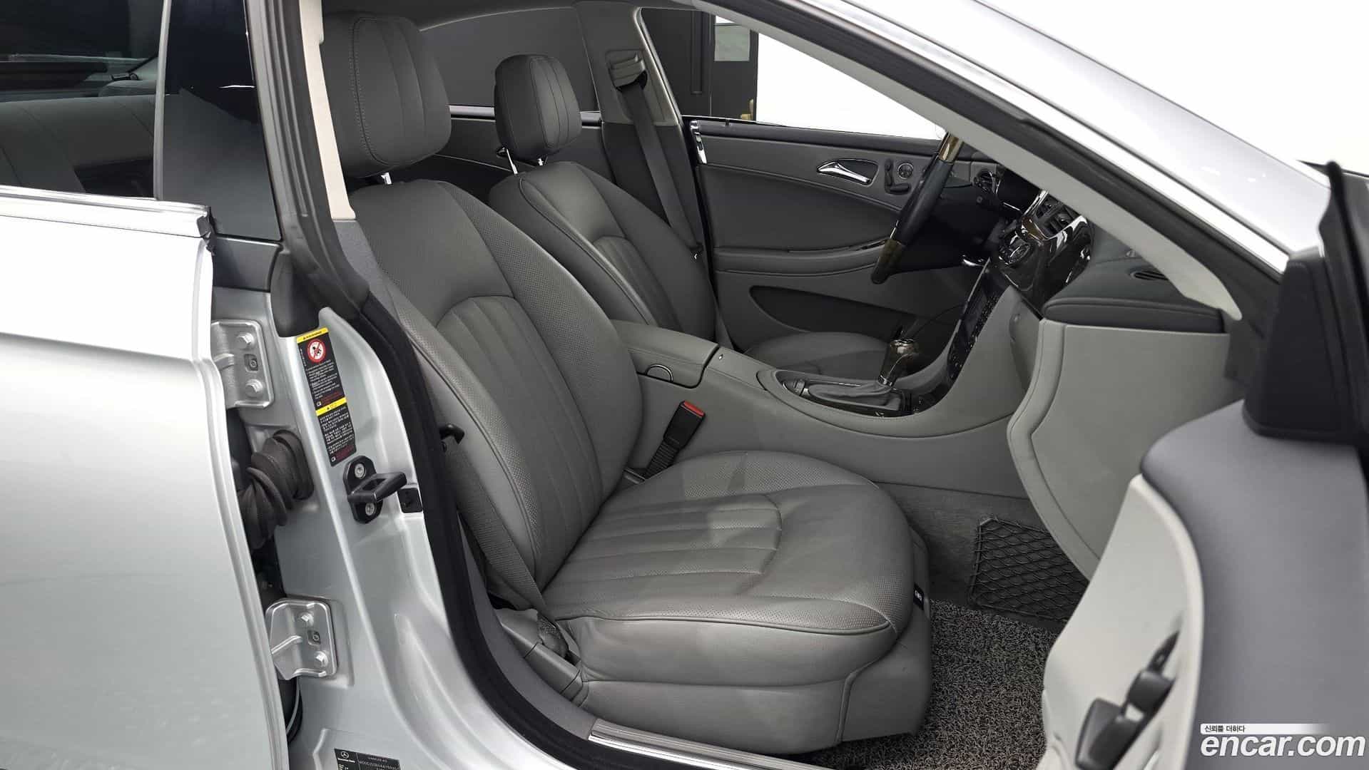 CLS-Class Mercedes-Benz 2009.9-OPTION-015
