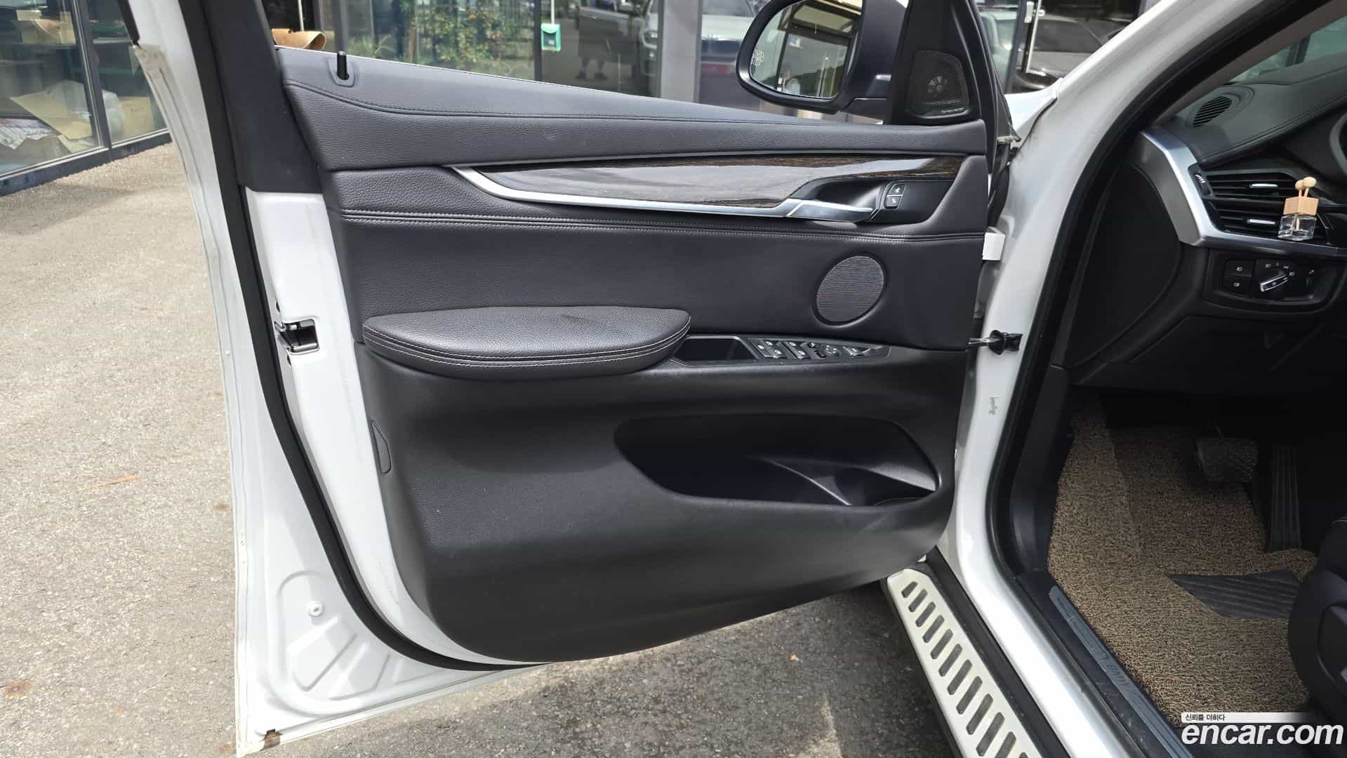 X6 BMW 2018.1-INNER-034