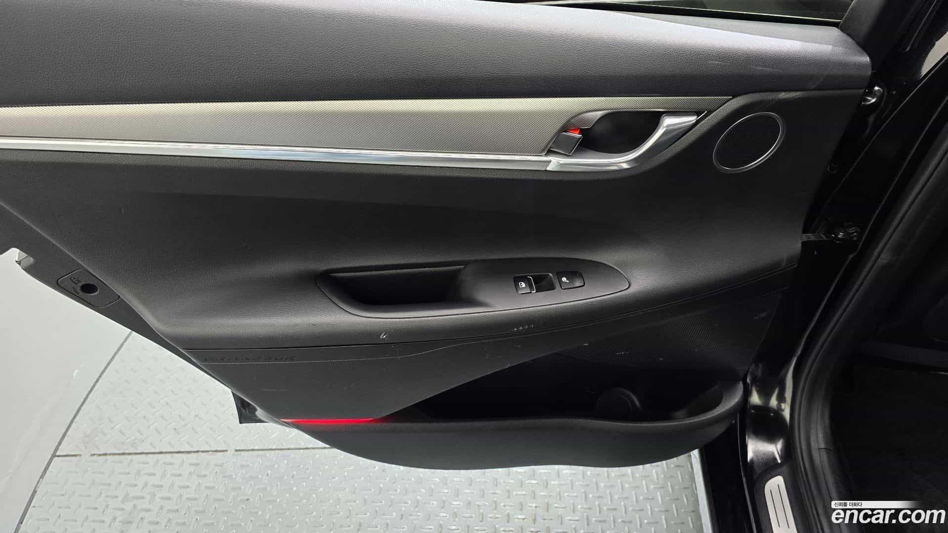 Grandeur Hyundai 2021.5-INNER-035