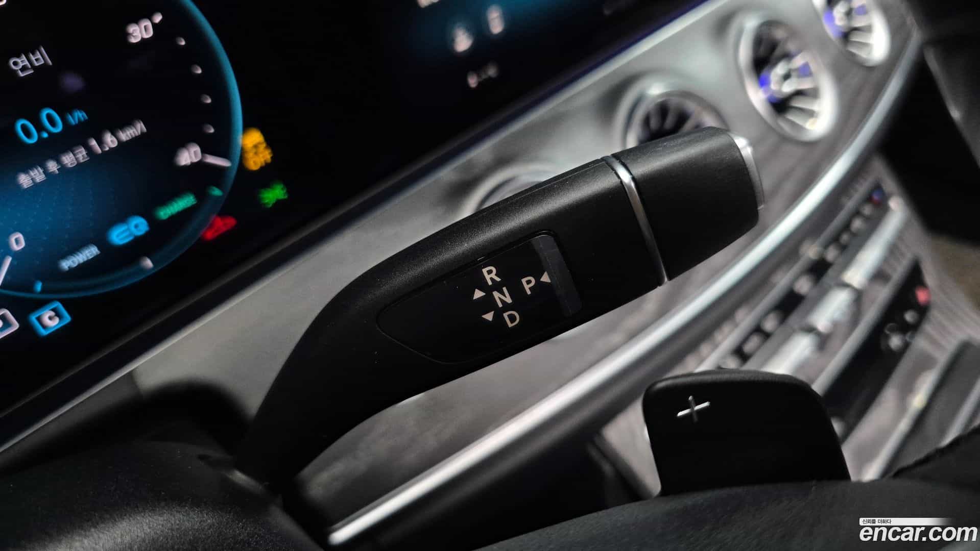 CLS-Class Mercedes-Benz 2021.11-INNER-009