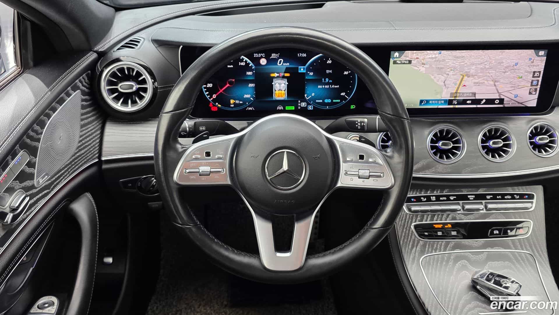 CLS-Class Mercedes-Benz 2021.11-OPTION-017