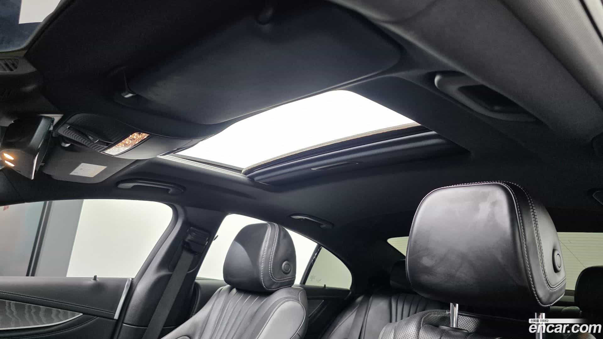 CLS-Class Mercedes-Benz 2021.11-OPTION-043