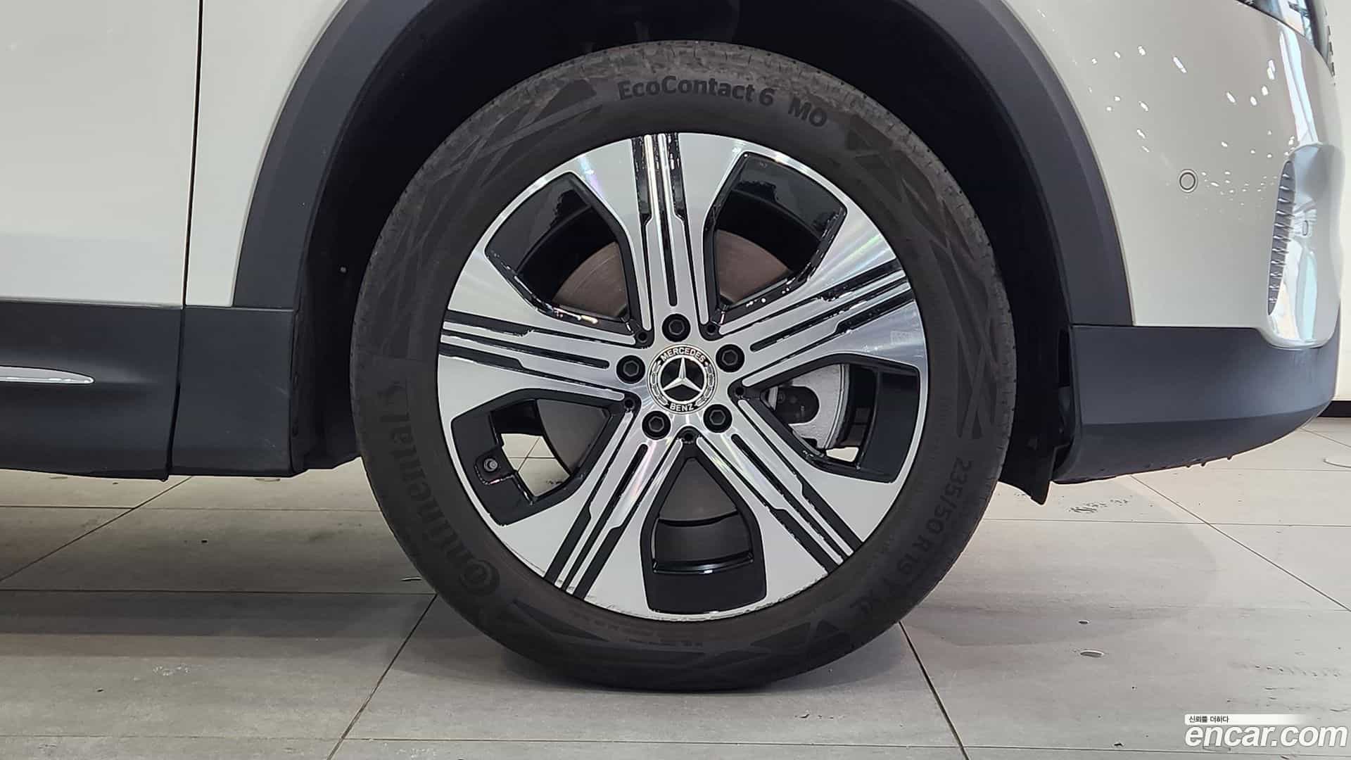 EQB Mercedes-Benz 2025.7-OUTER-003