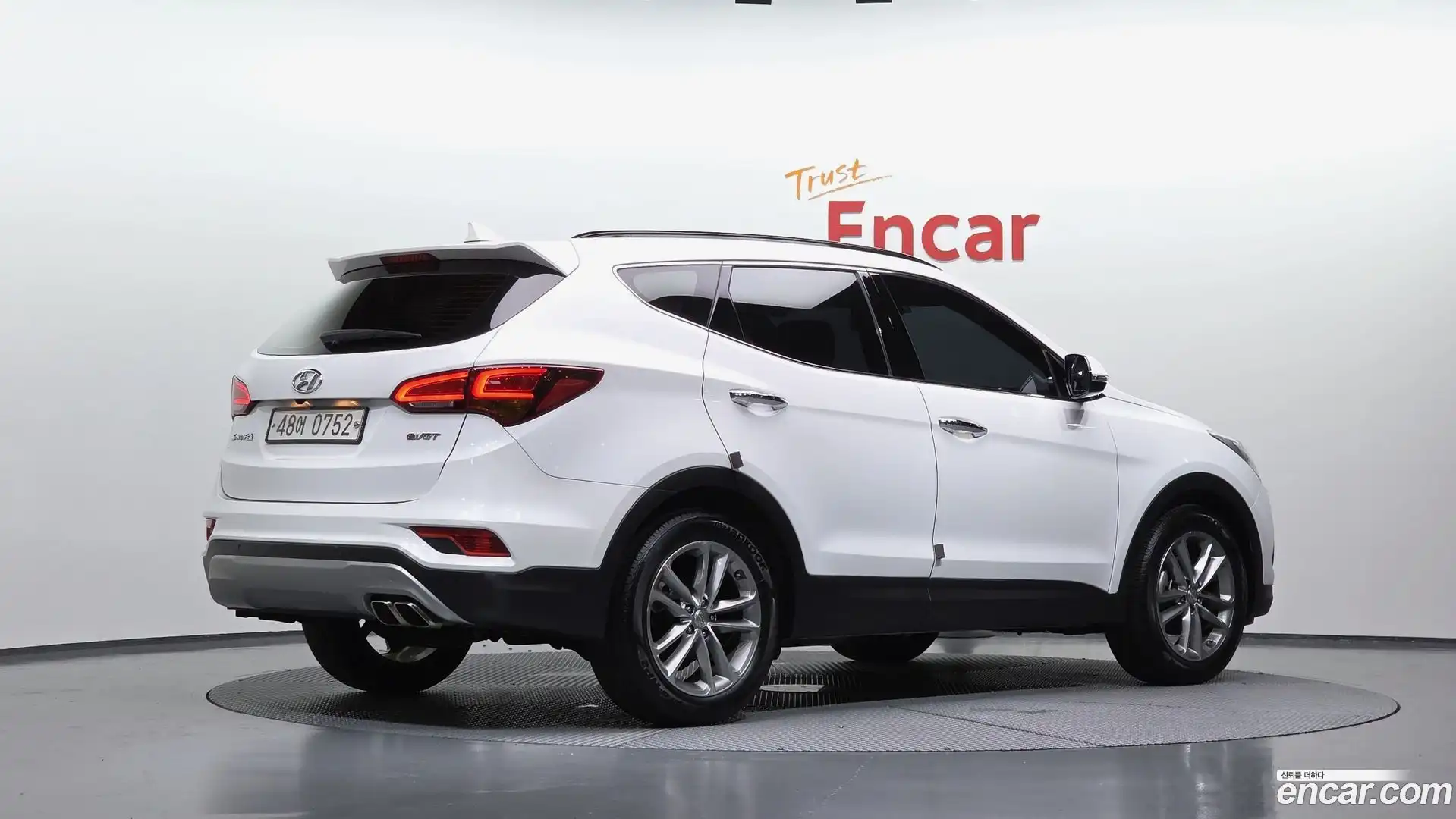 Santafe Hyundai 2016.0-OUTER-002