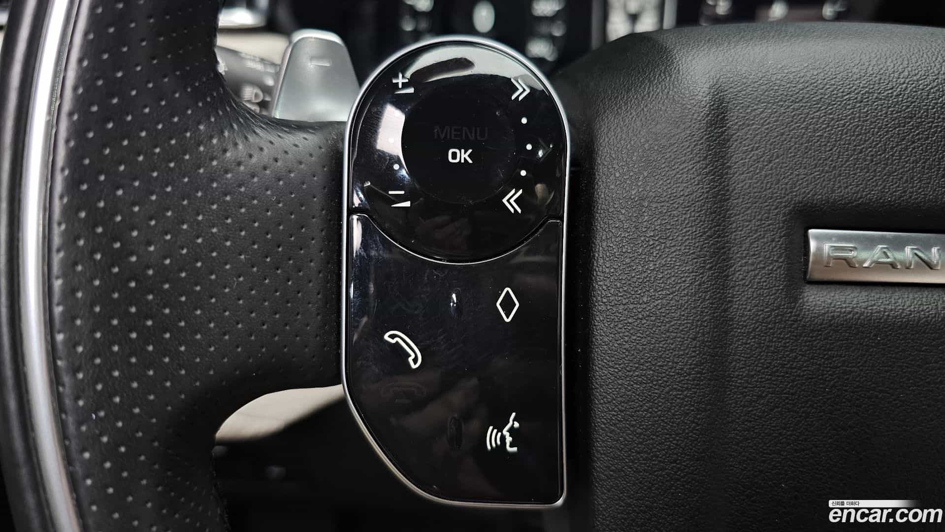 Range Rover Velar Land Rover 2017.10-OPTION-043