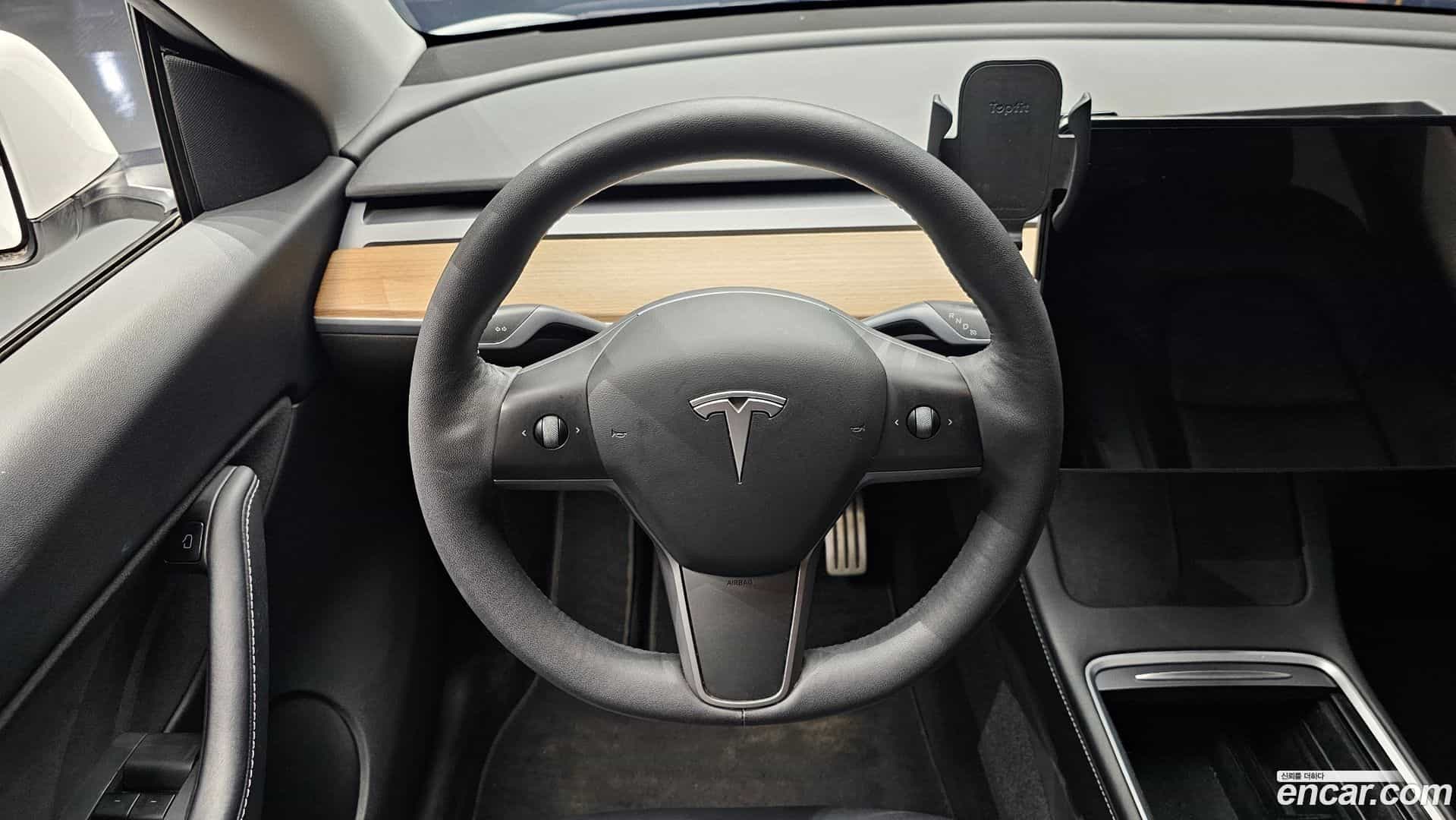 Model Y Tesla 2021.5-OPTION-017