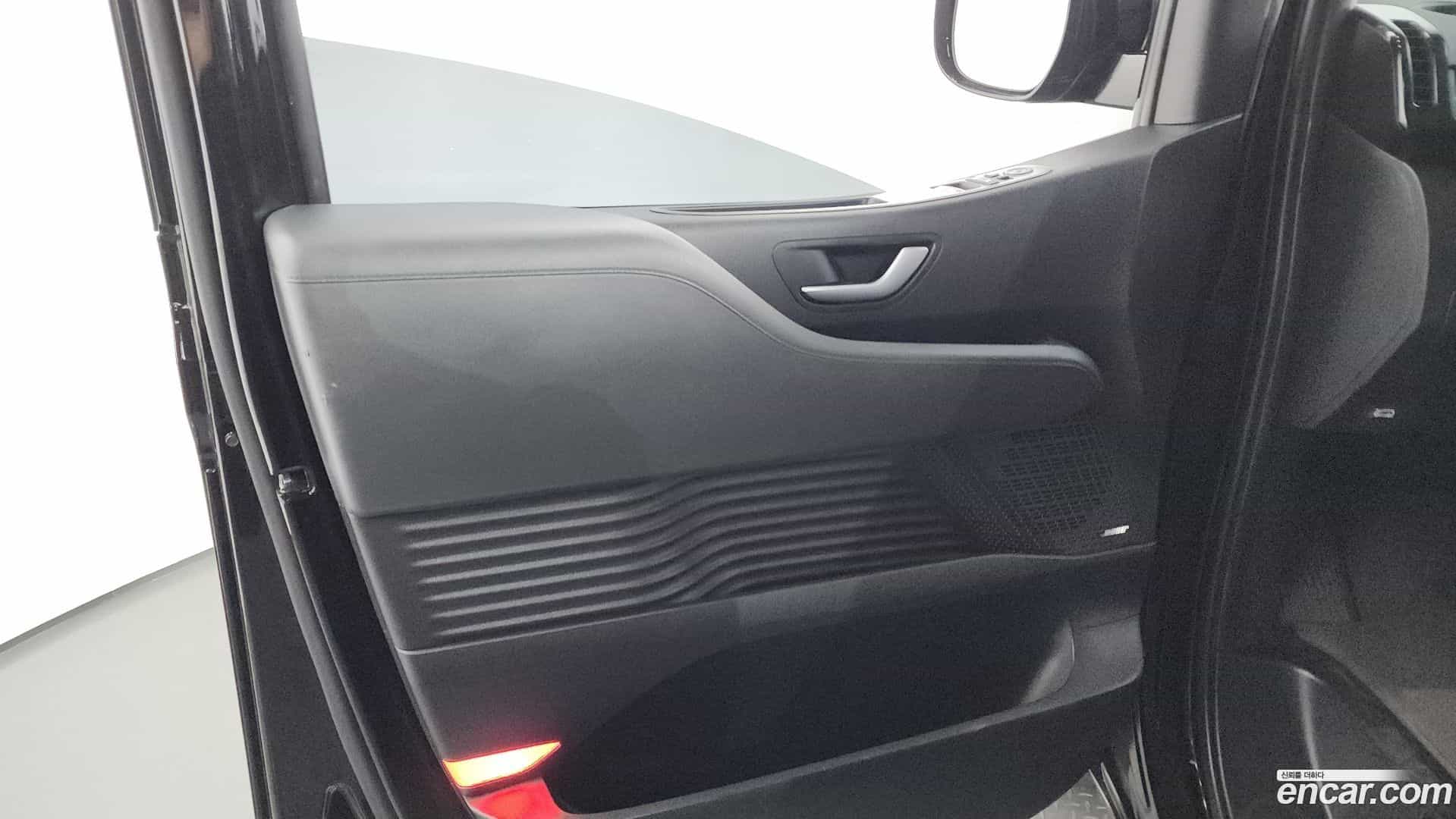 Staria Hyundai 2021.4-INNER-035