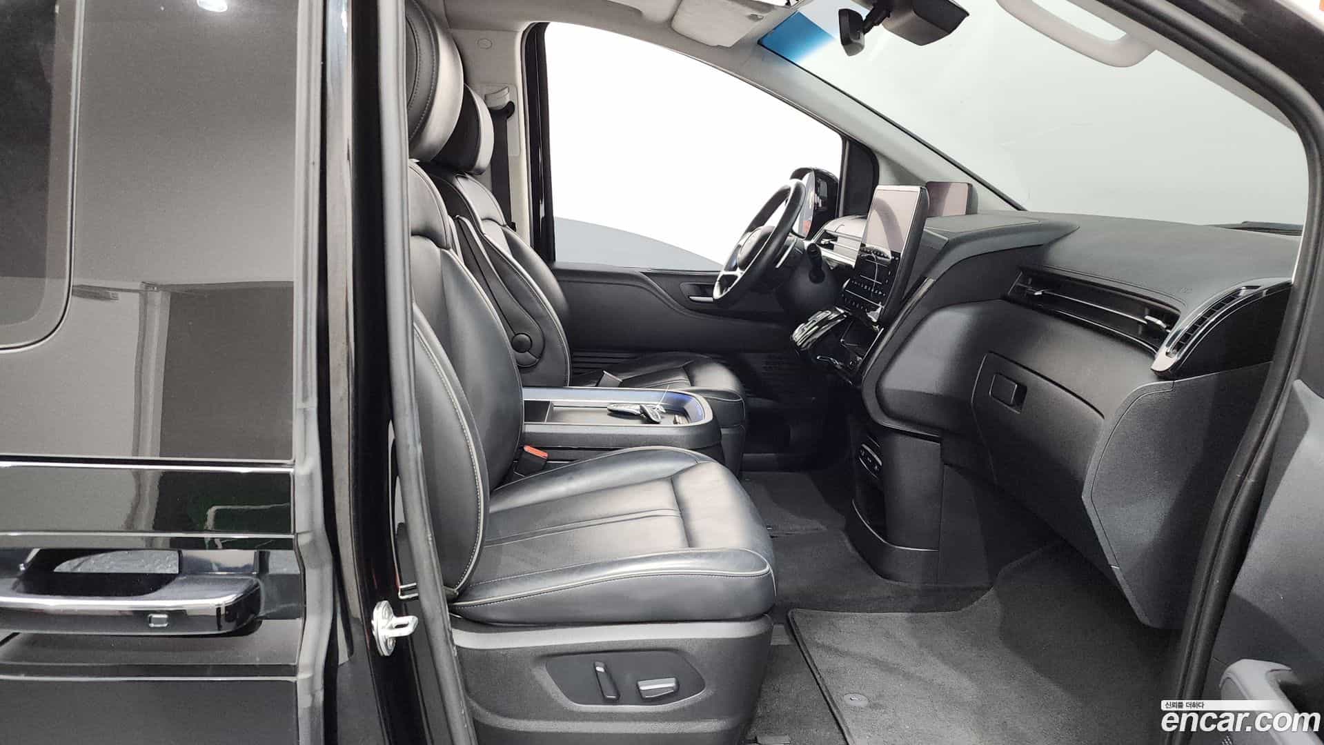 Staria Hyundai 2021.4-INNER-036
