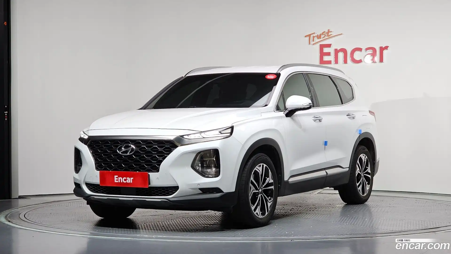 Santafe Hyundai 2018.11-OUTER-001