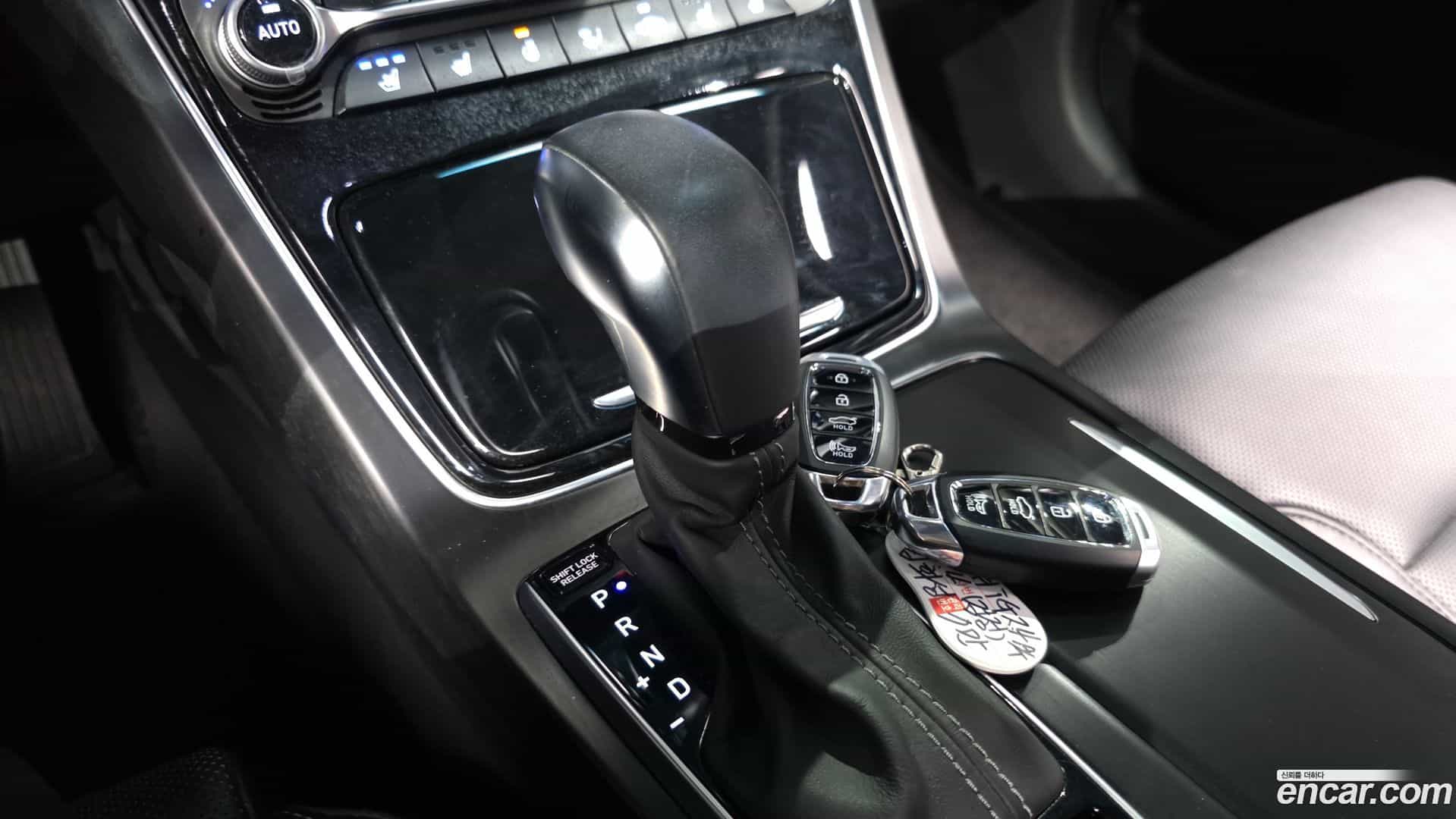 Grandeur Hyundai 2019.3-INNER-009
