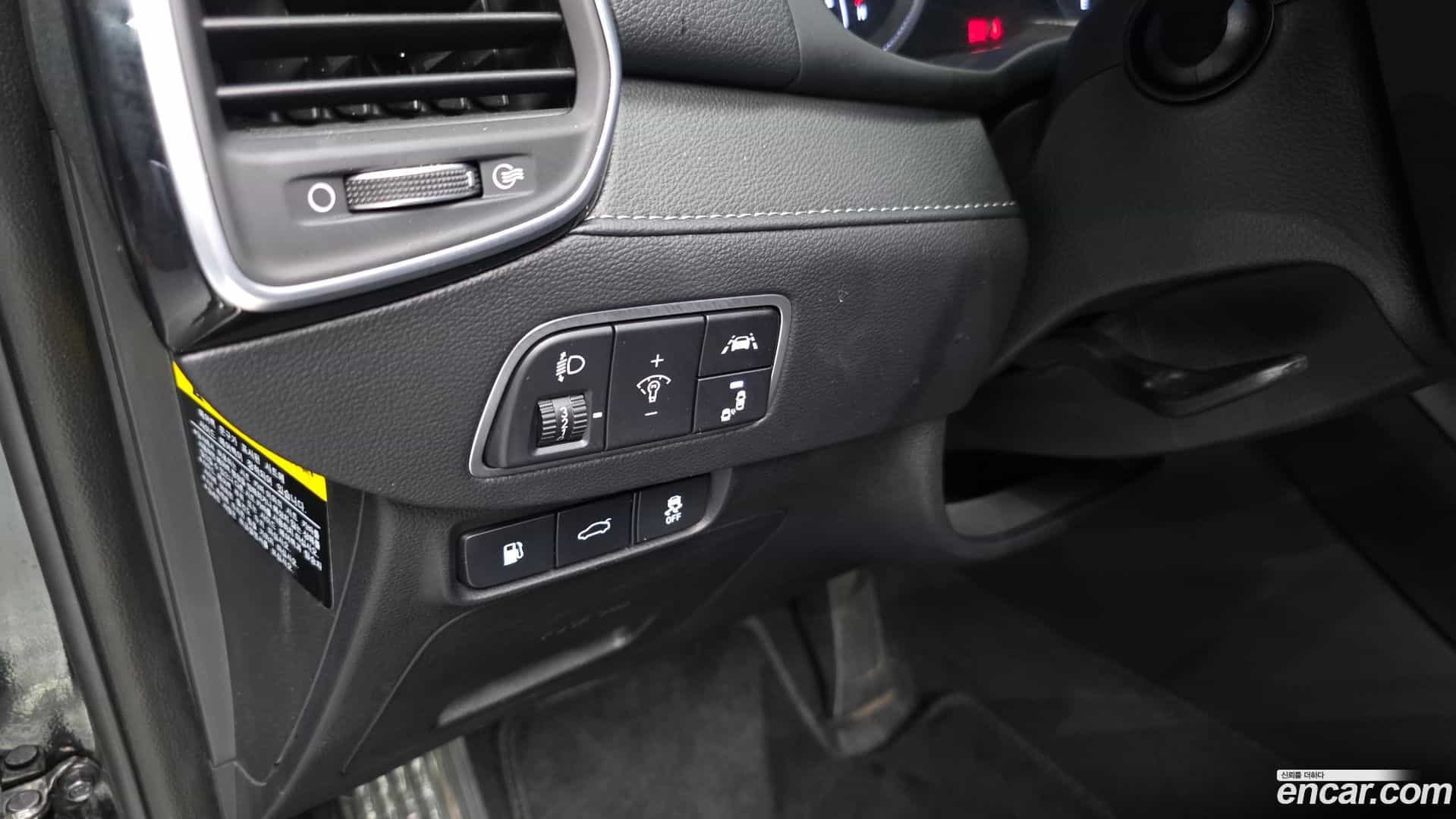 Grandeur Hyundai 2019.3-OPTION-041