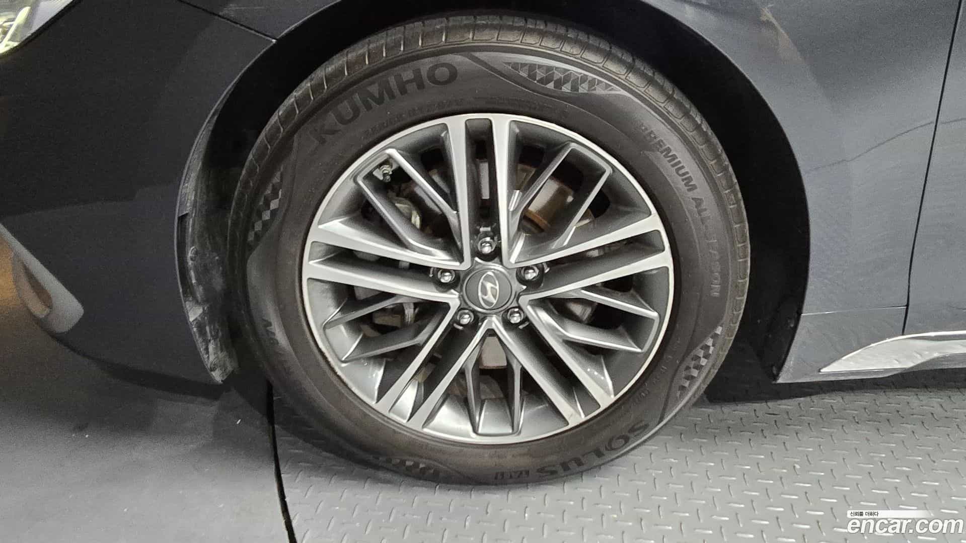 Grandeur Hyundai 2018.6-OUTER-005