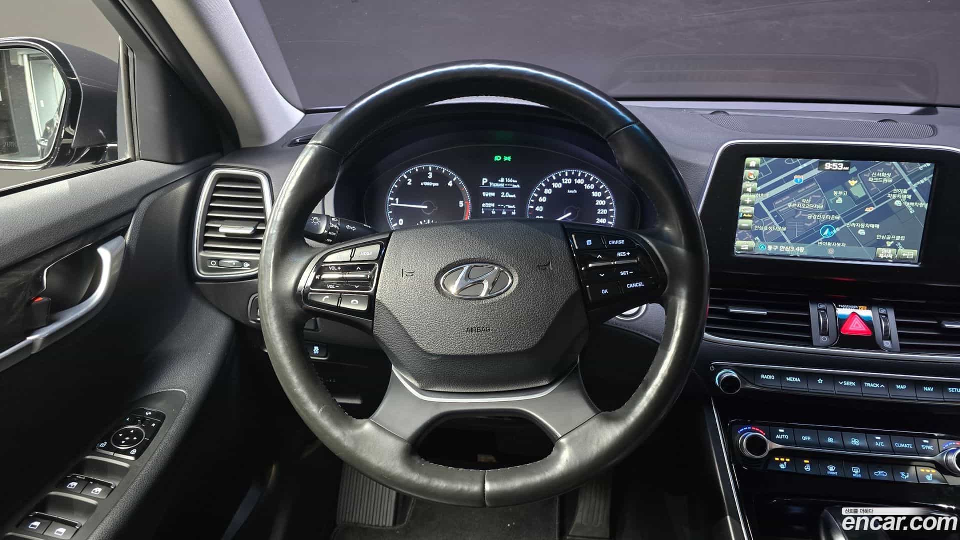 Grandeur Hyundai 2018.6-OPTION-017