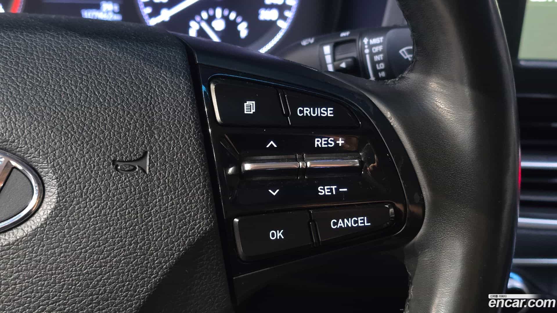 Grandeur Hyundai 2018.6-OPTION-019
