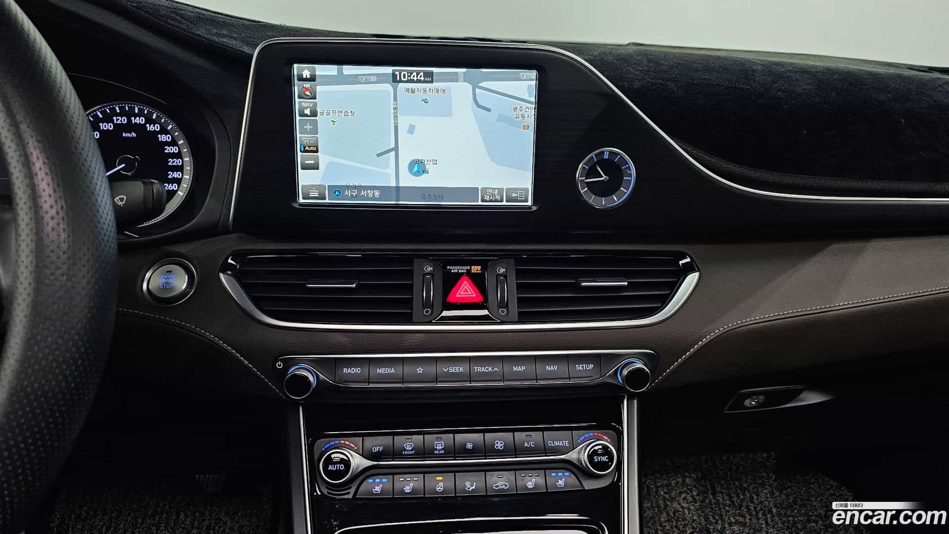 Grandeur Hyundai 2017.0-OPTION-016