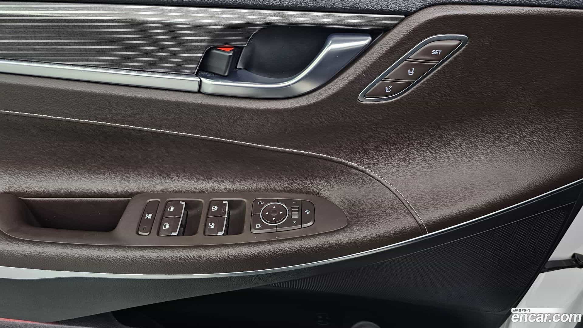 Grandeur Hyundai 2017.0-OPTION-020