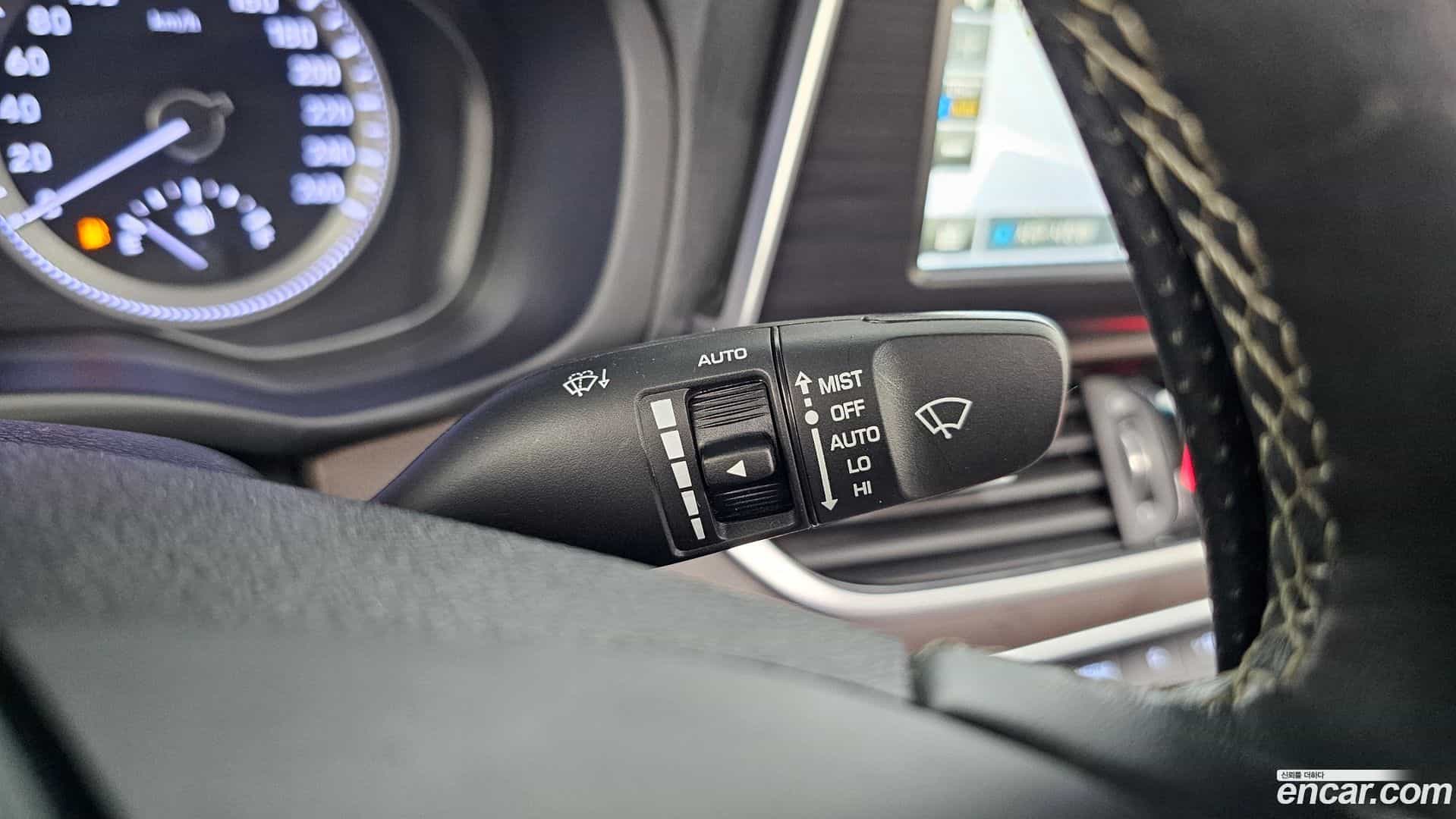 Grandeur Hyundai 2017.0-OPTION-022
