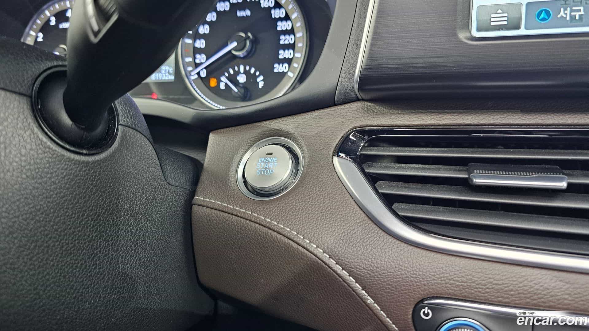 Grandeur Hyundai 2017.0-OPTION-043