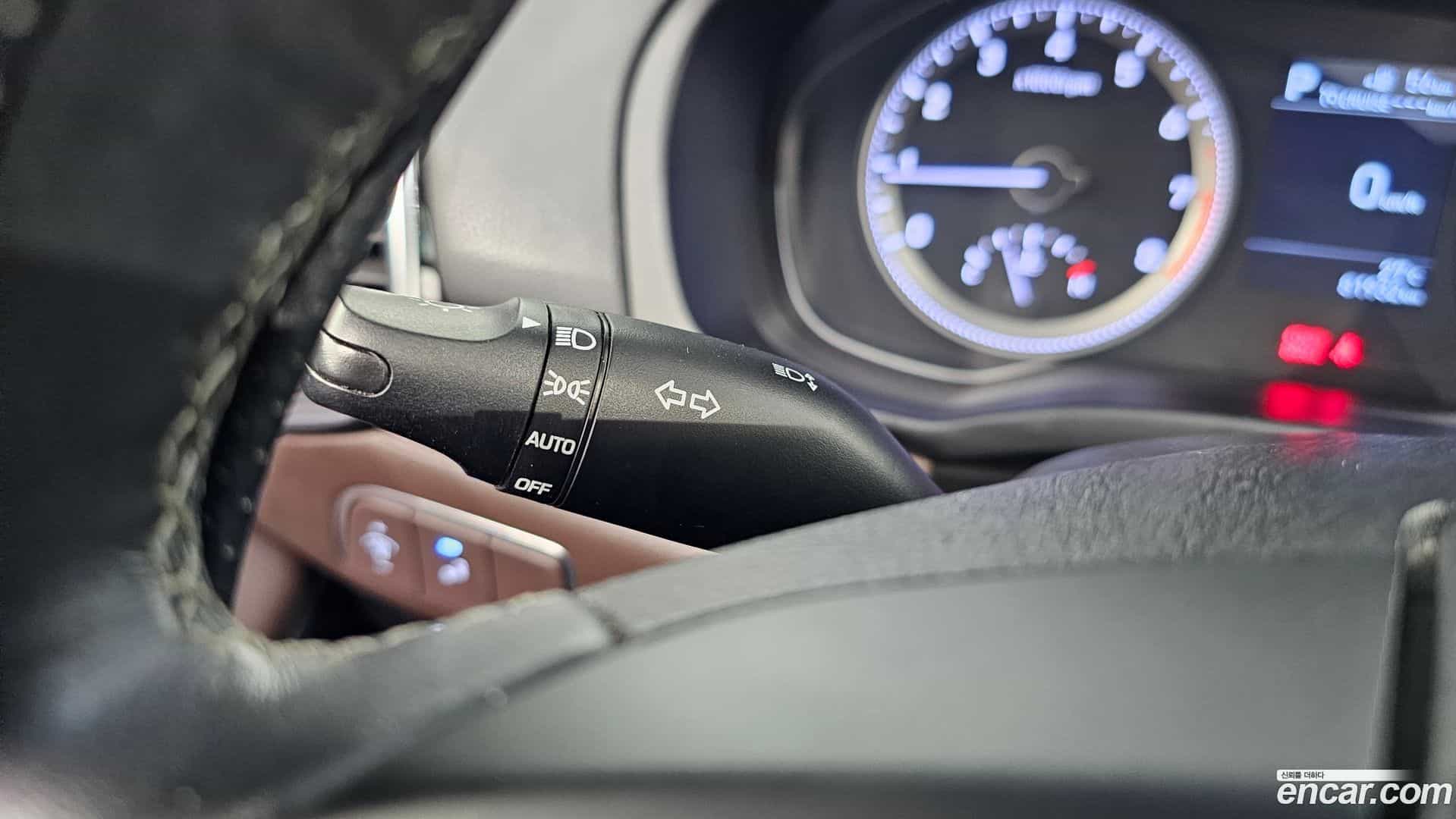 Grandeur Hyundai 2017.0-OPTION-044