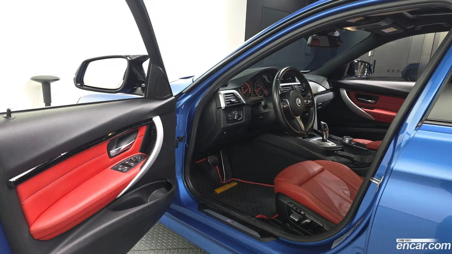 3-Series BMW 2017.11-INNER-010