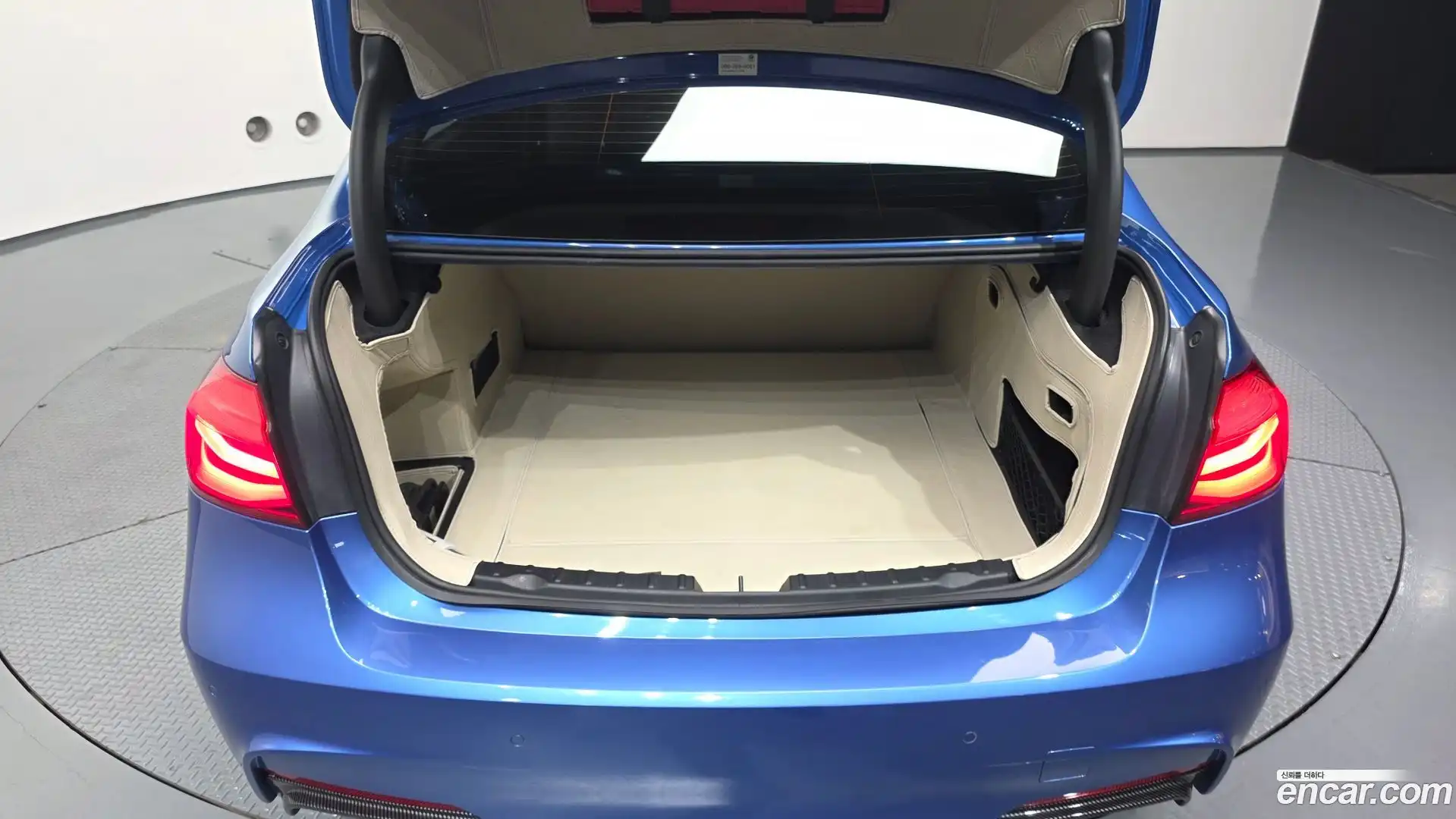 3-Series BMW 2017.11-OPTION-024