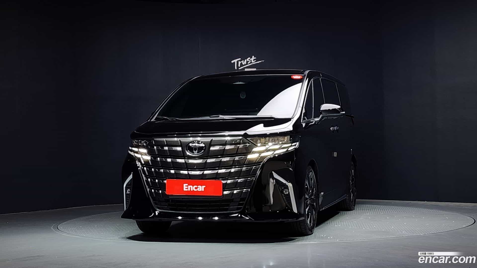 Alphard Toyota 2024.11-OUTER-003