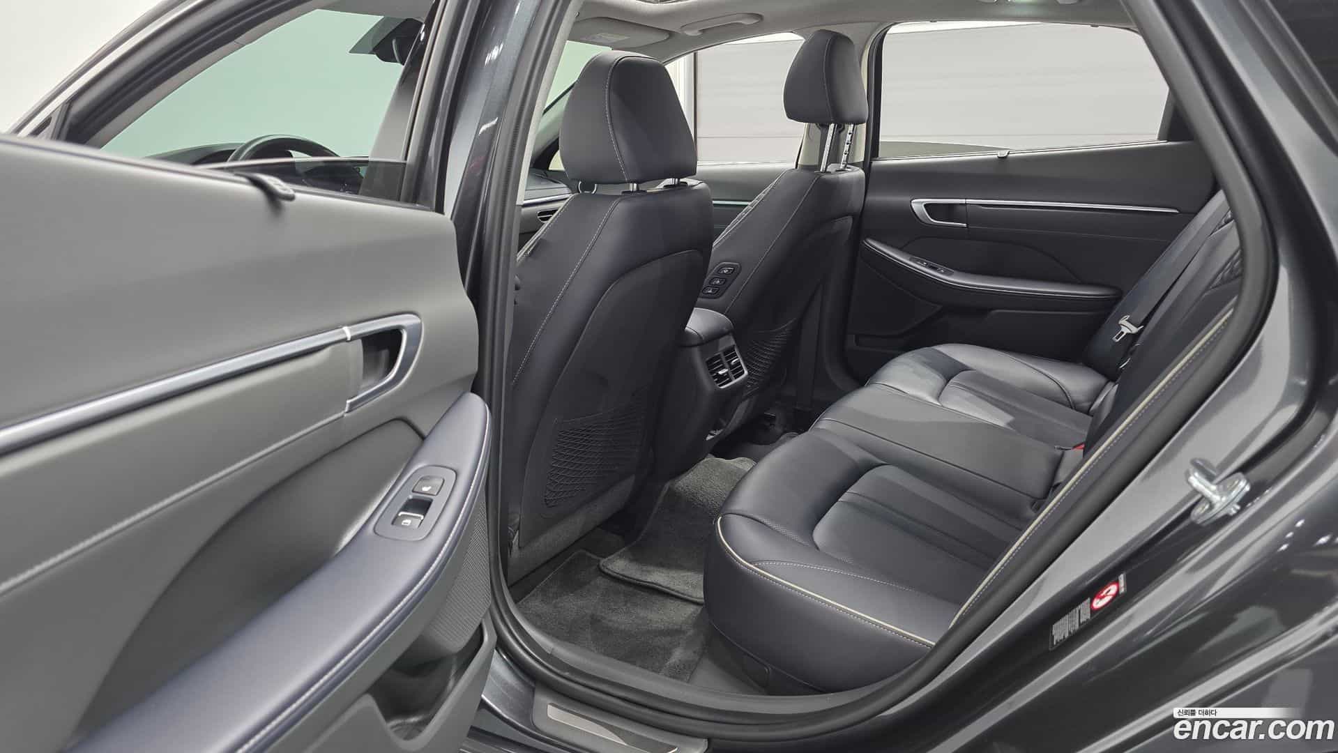 Sonata Hyundai 2021.8-INNER-036