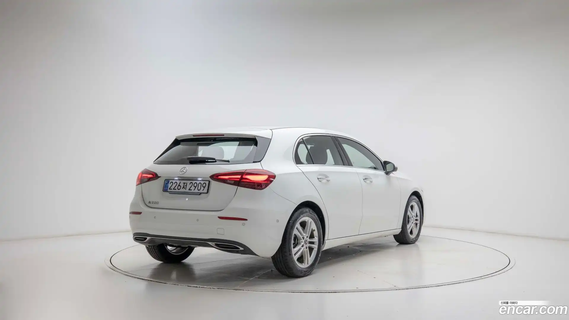A-Class Mercedes-Benz 2025.2-OUTER-002