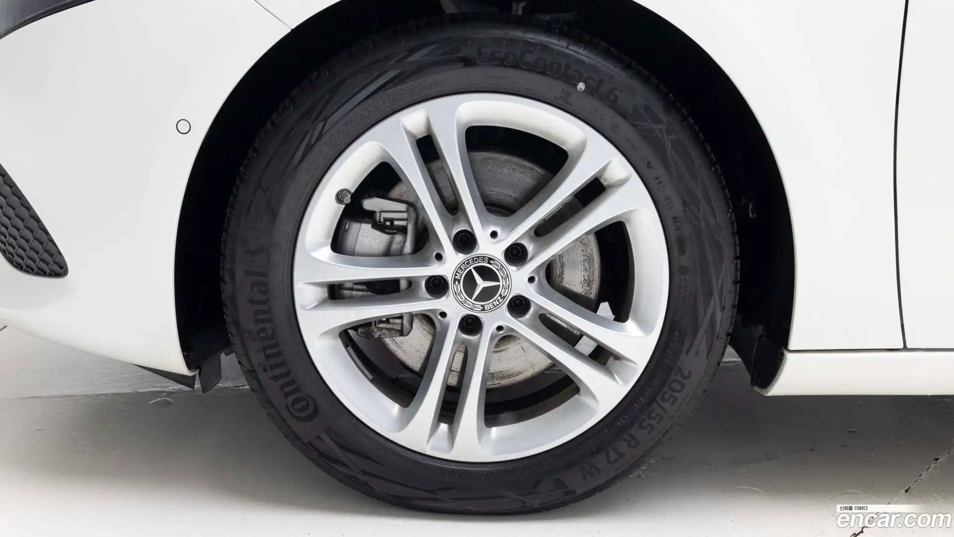 A-Class Mercedes-Benz 2025.2-OUTER-005