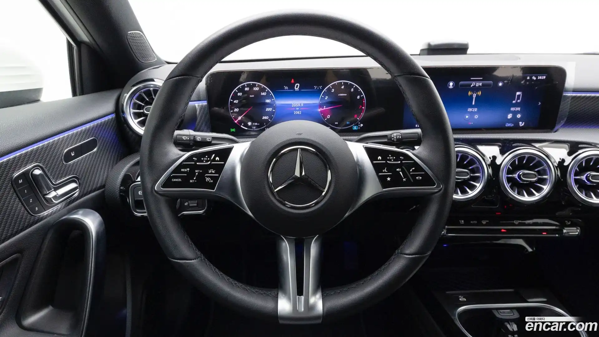 A-Class Mercedes-Benz 2025.2-OPTION-024